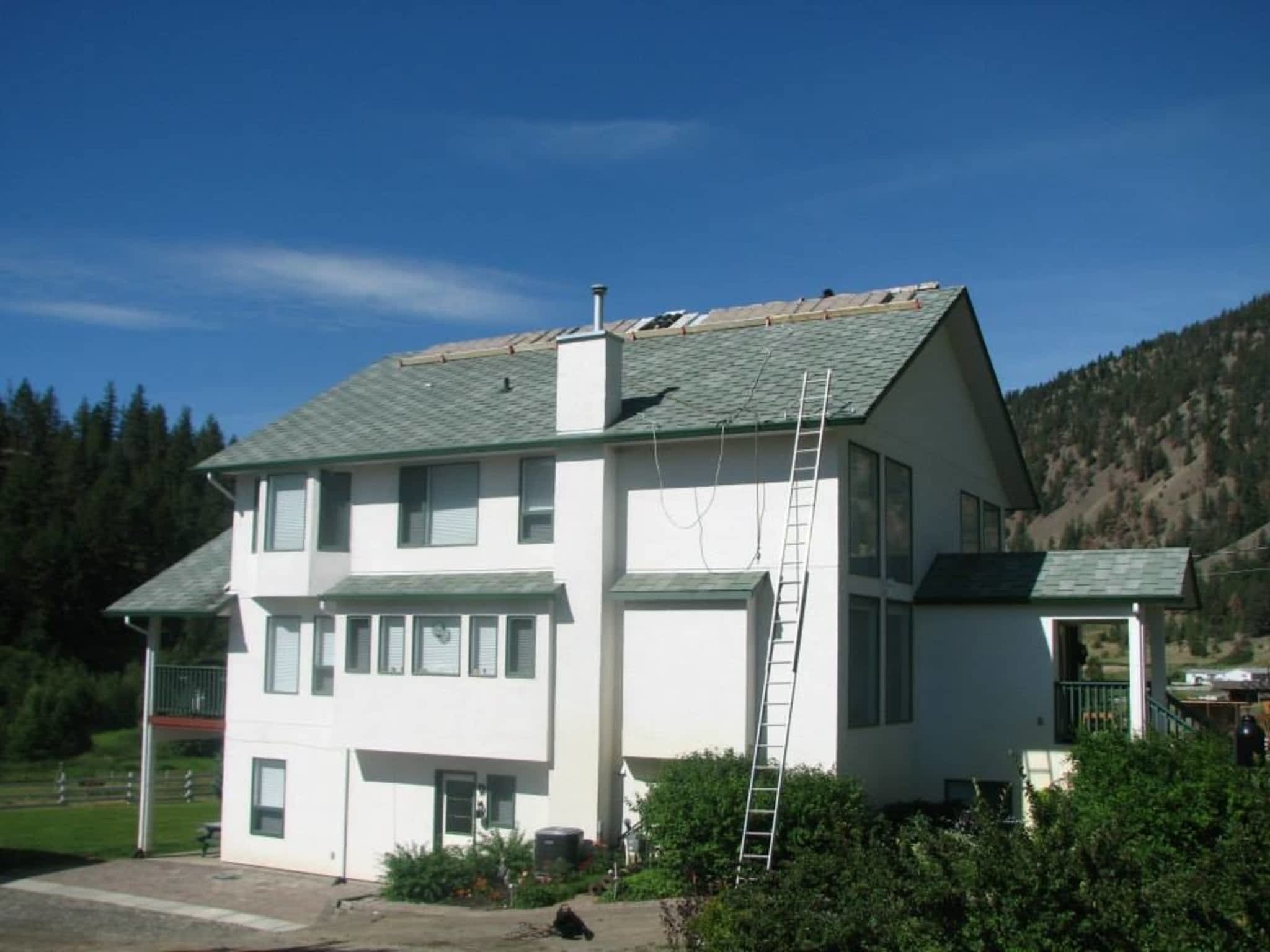 photo RubiX Roofing & Contracting