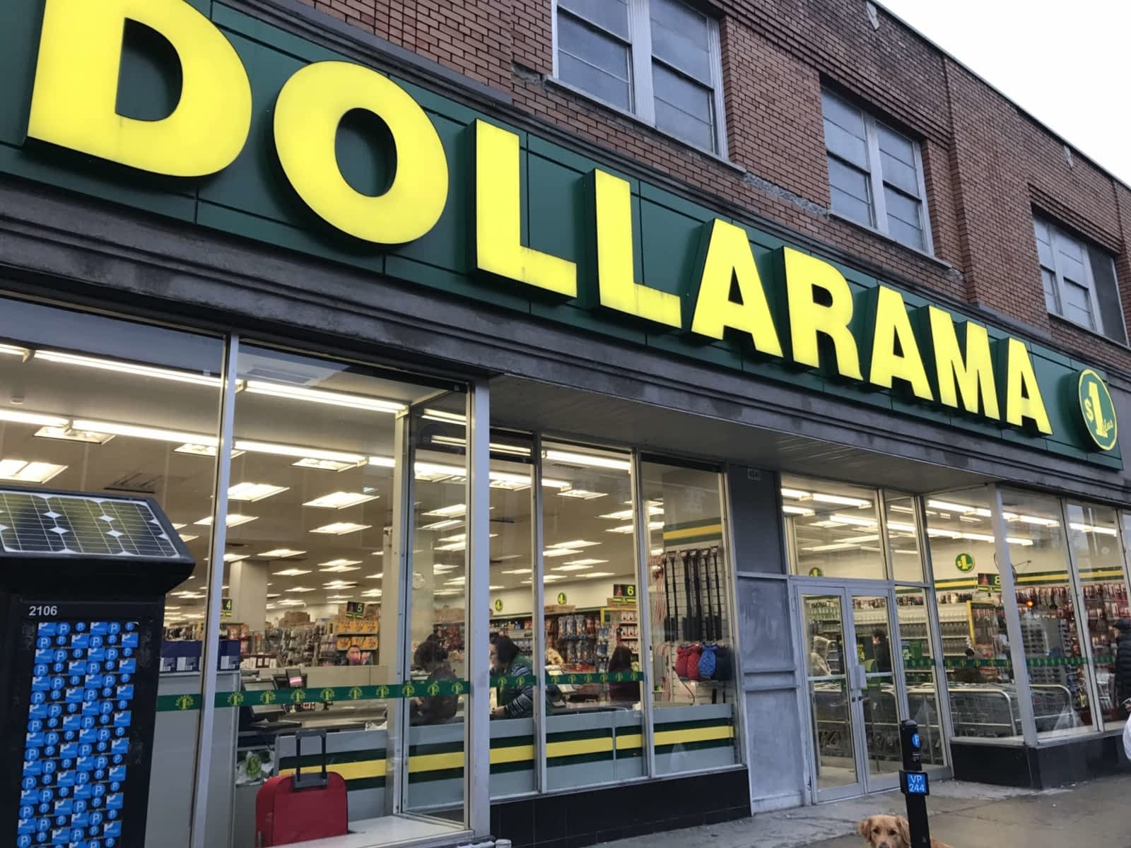 Dollarama Opening Hours 4041 rue Wellington, Verdun, QC