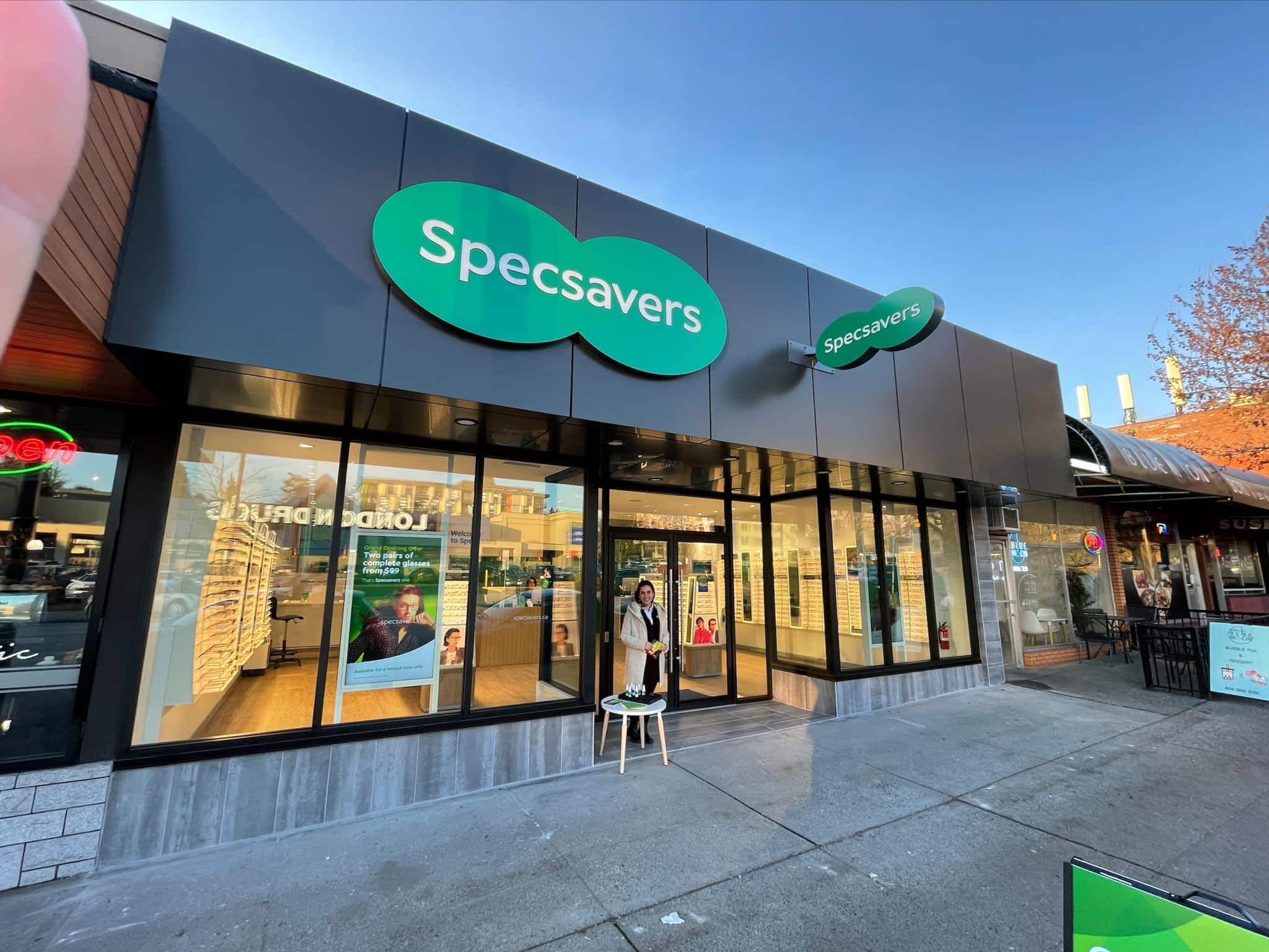 photo Specsavers Lonsdale