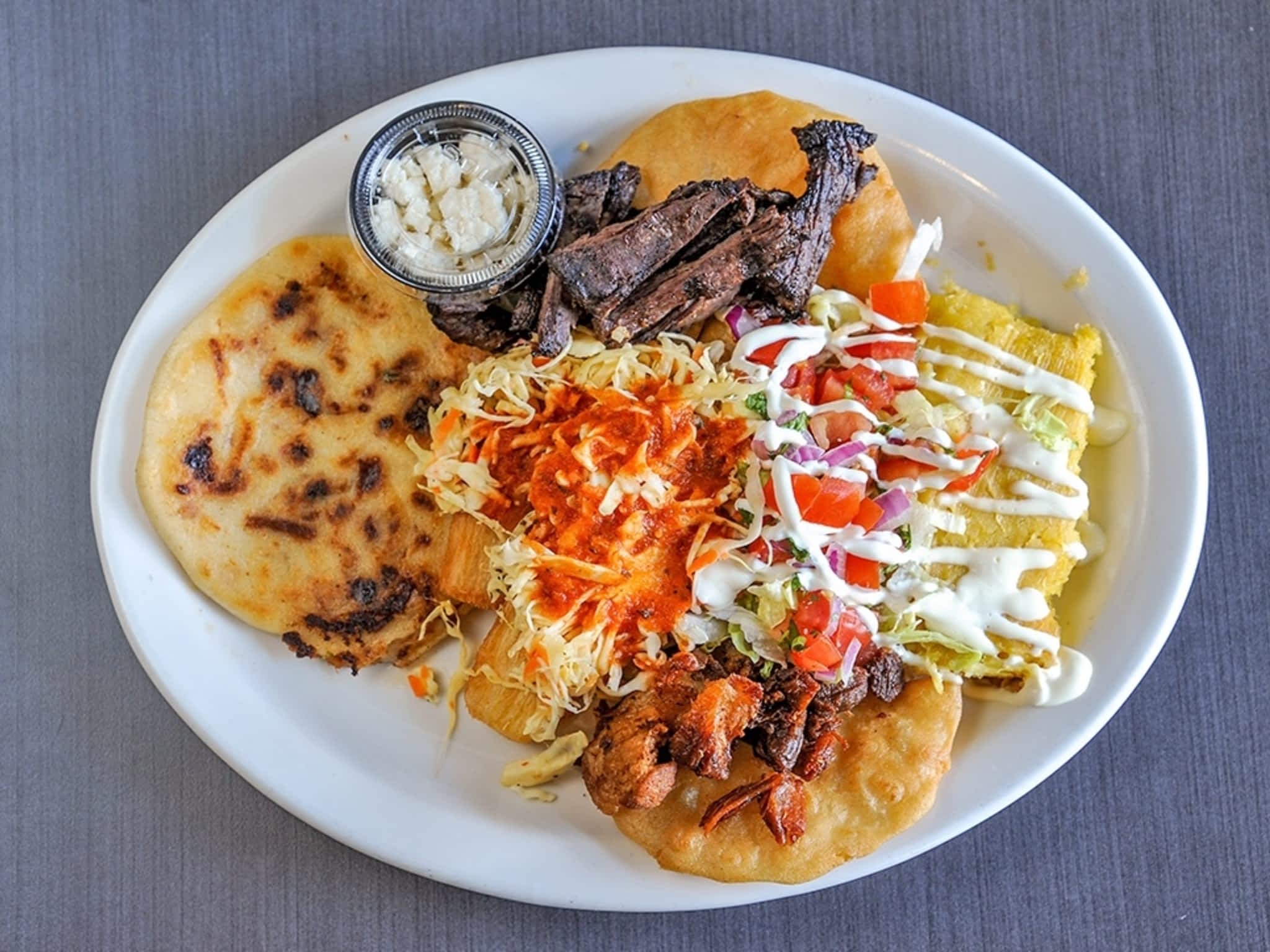 photo Cuscatlan Restaurant