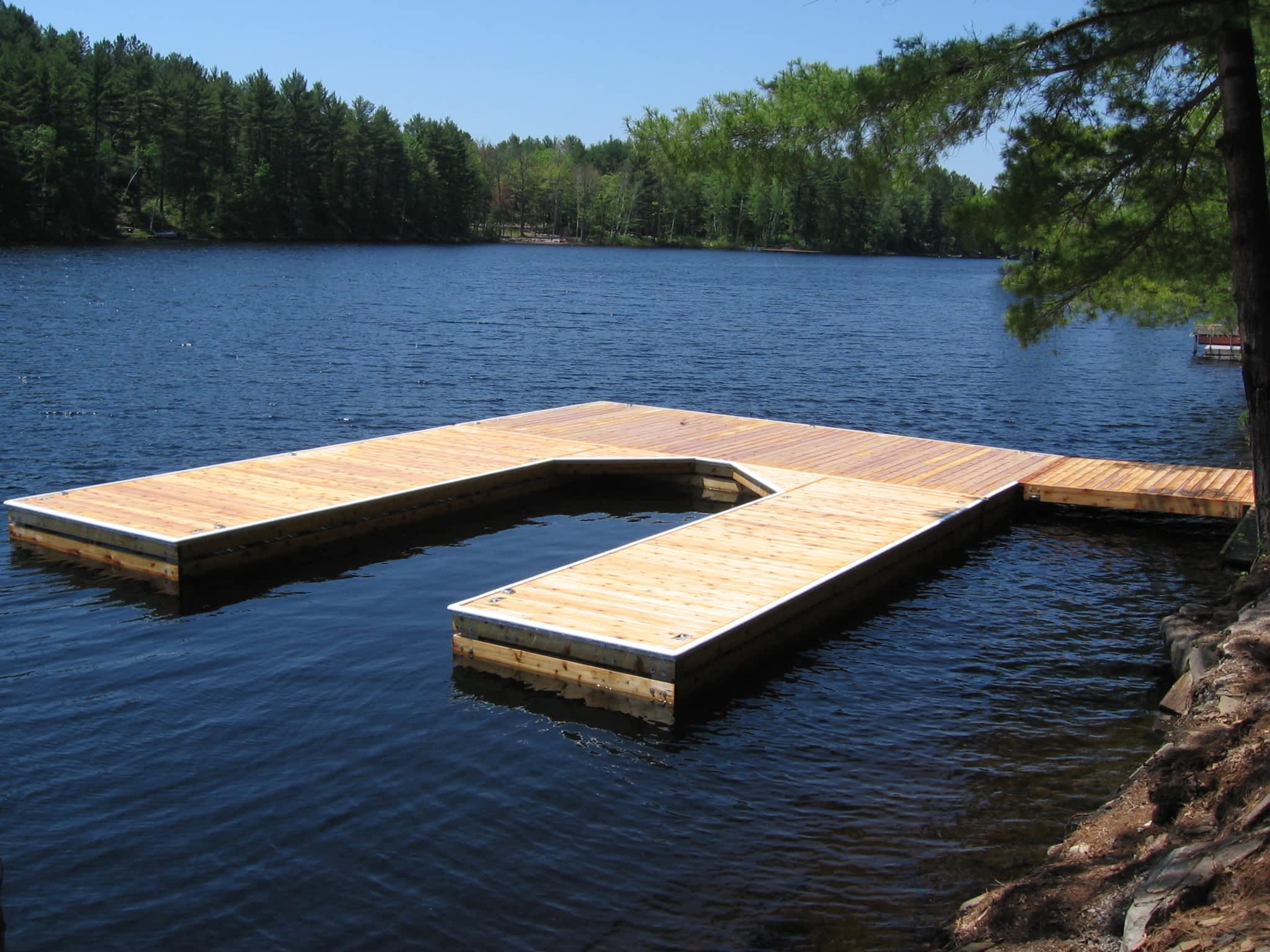 photo Innovative Docking Systems