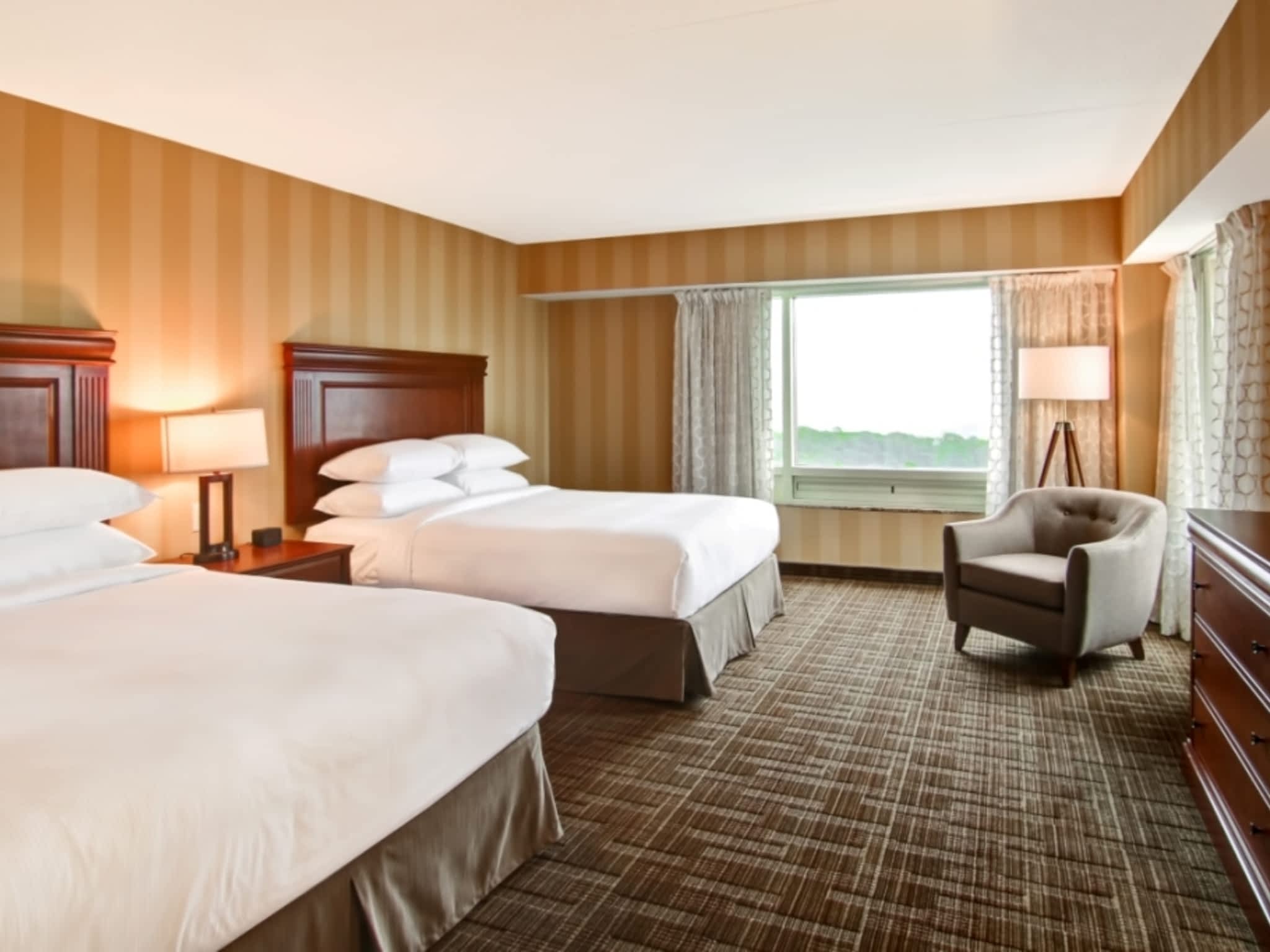 photo DoubleTree Fallsview Resort & Spa by Hilton - Niagara Falls