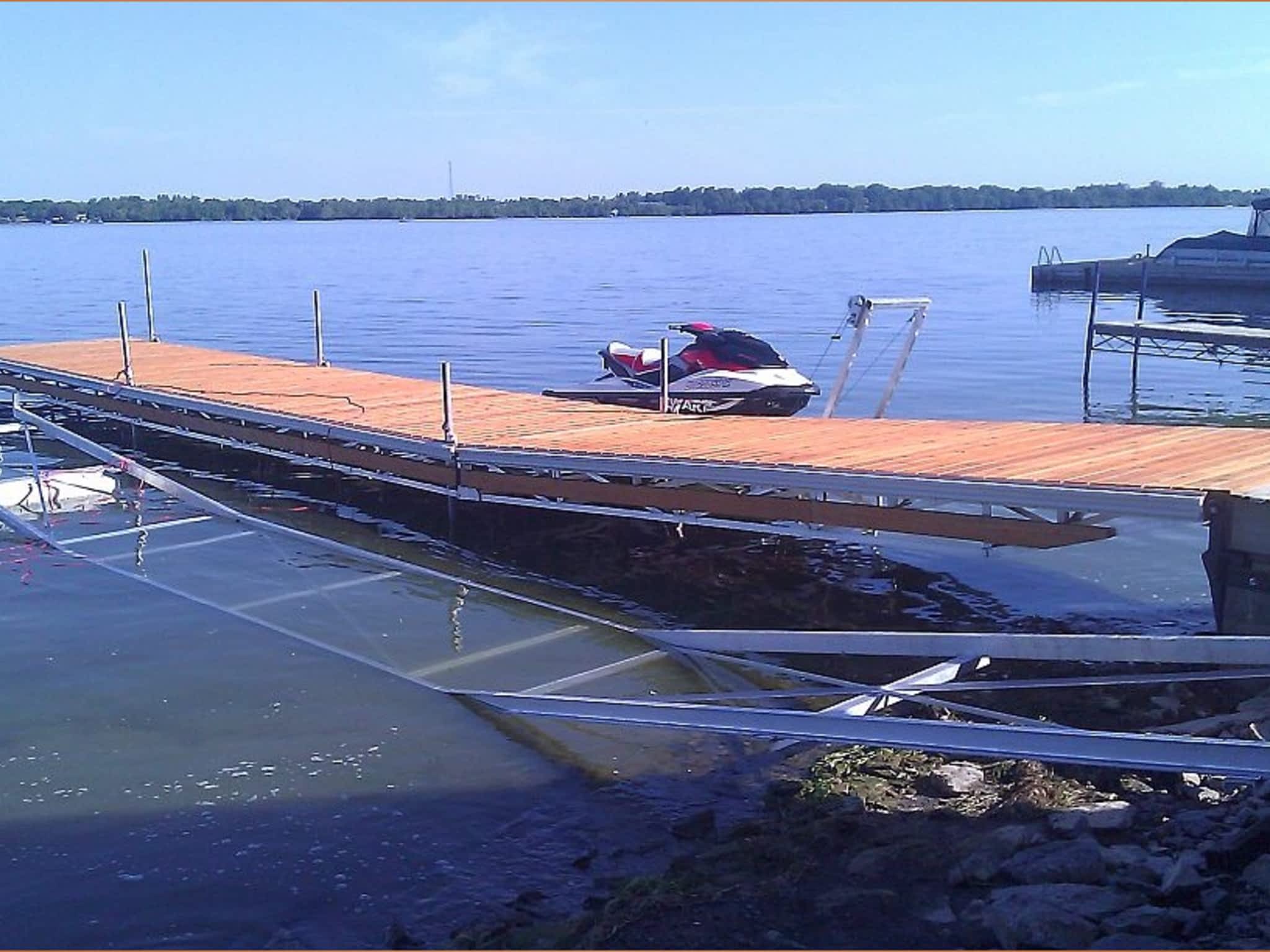 photo Quinte Boatdocks - Division of Wimtech Ltd