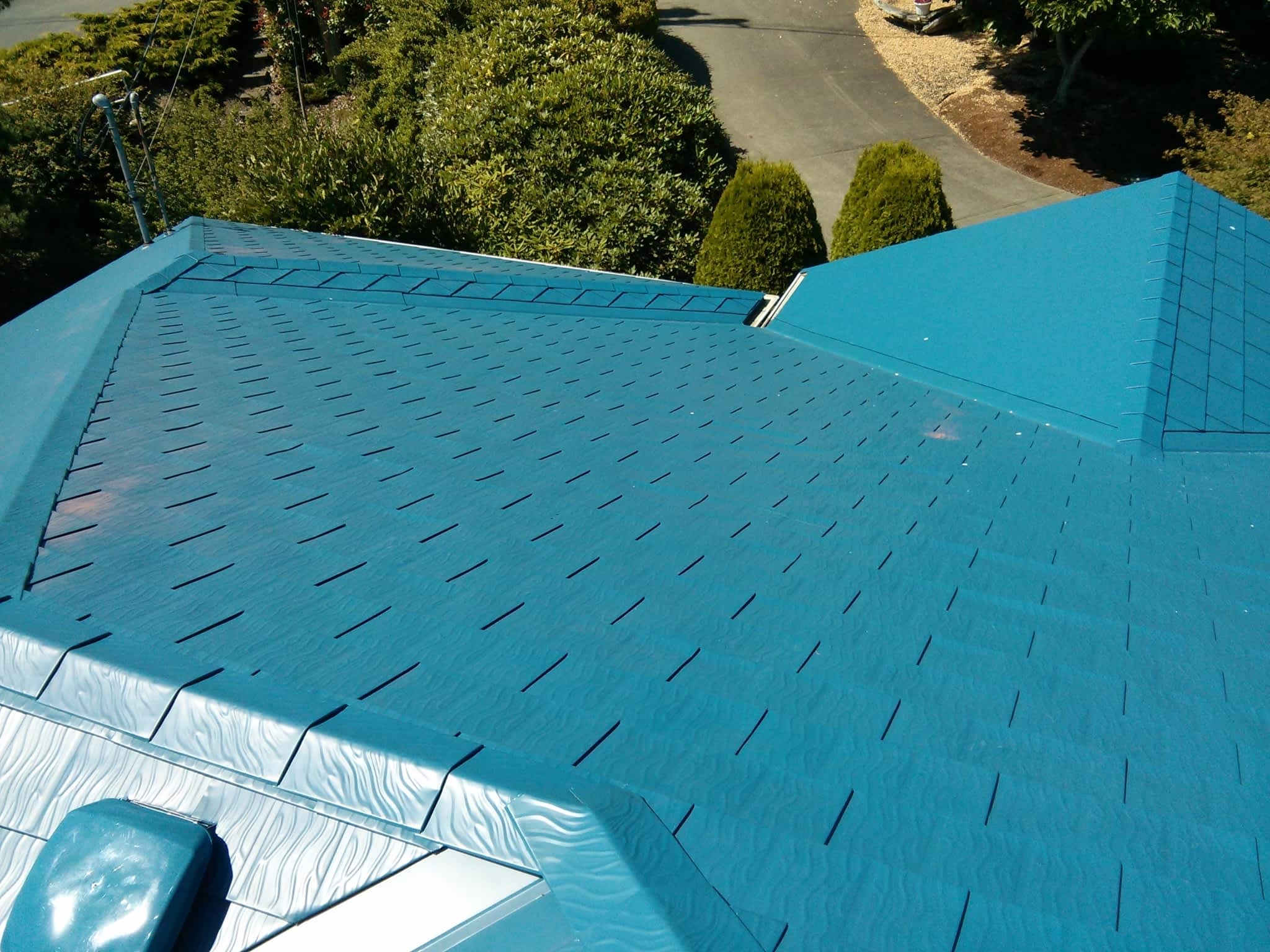 photo Canwest Roofing