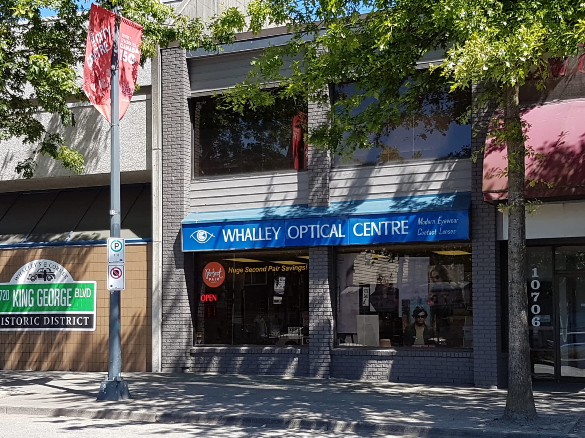 photo Whalley Optical Centre