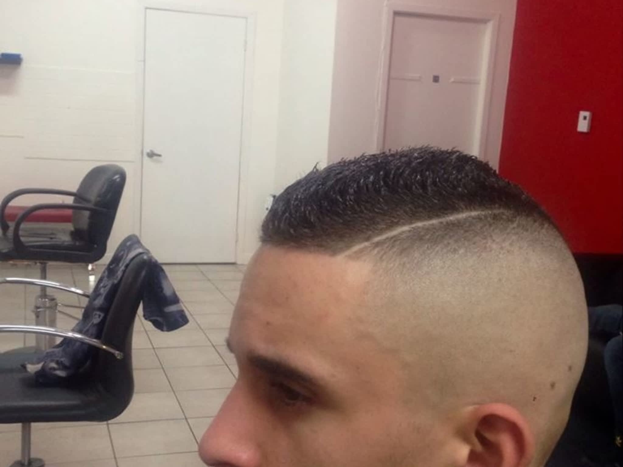 photo Fresh-cut Barbershop