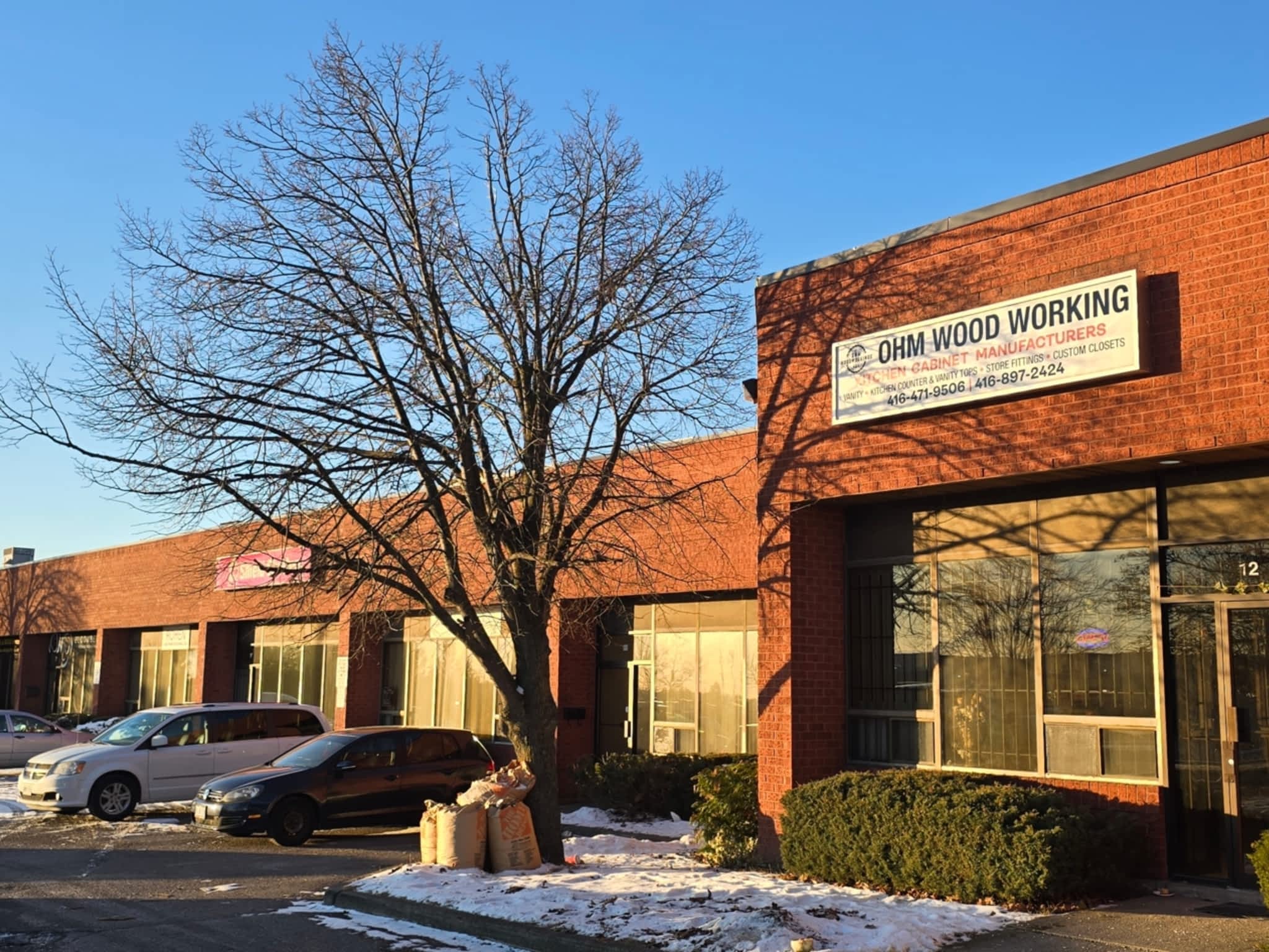 photo OHM Woodworking Kitchen Cabinet Manufacturer