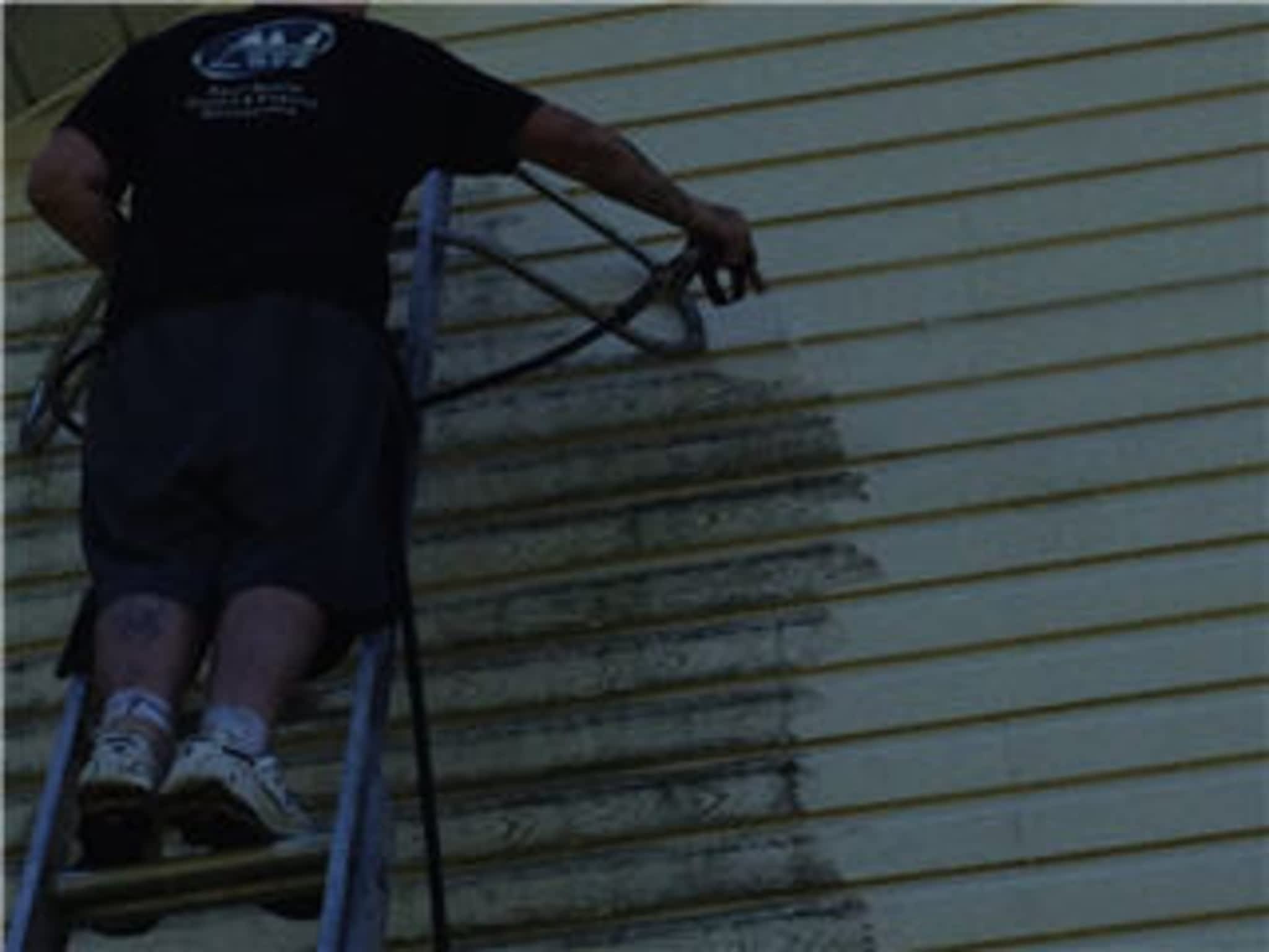 photo Aqua-Mobile Gutter Cleaning & Repair