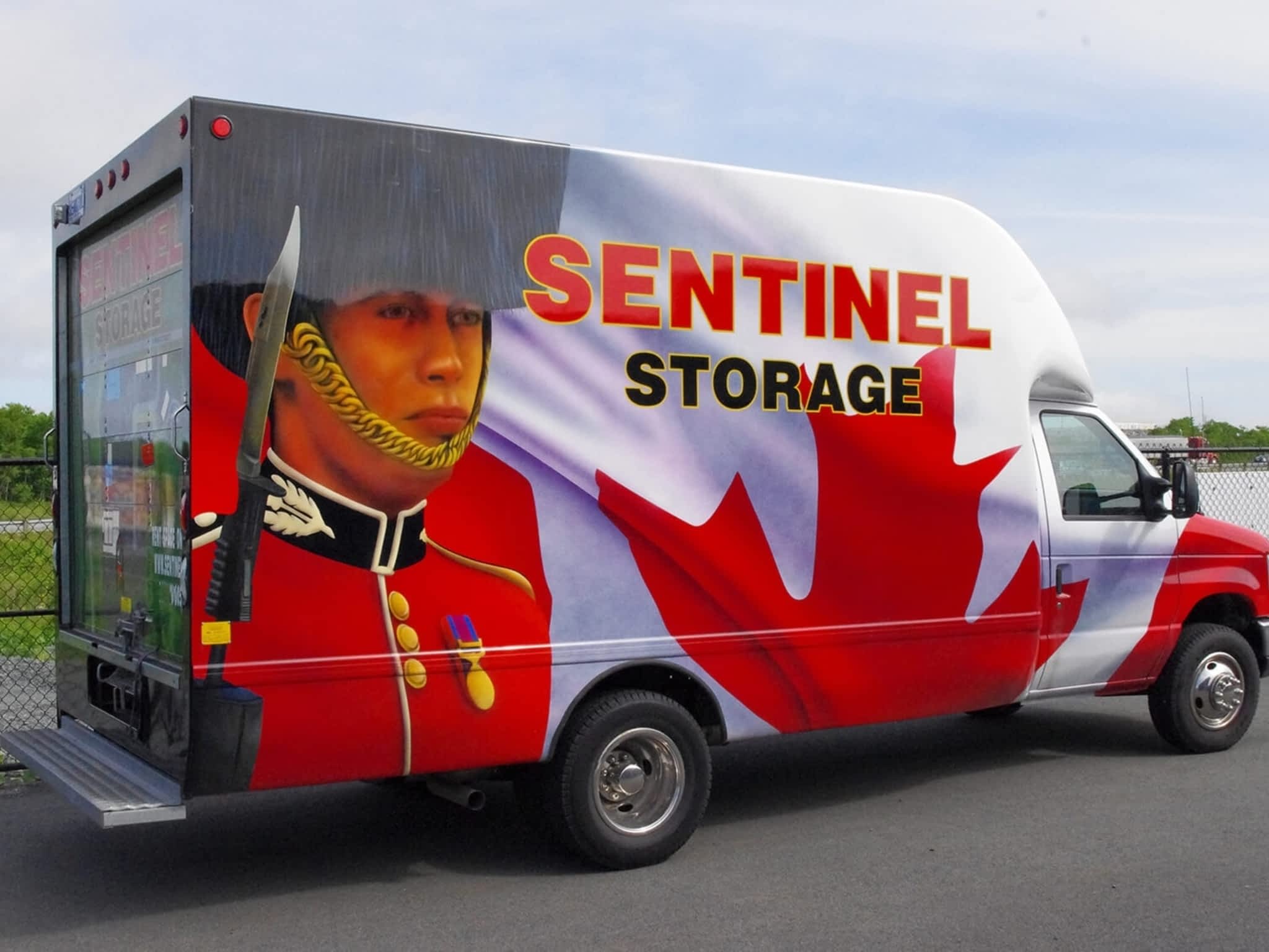 photo Sentinel Storage - Edmonton Argyll