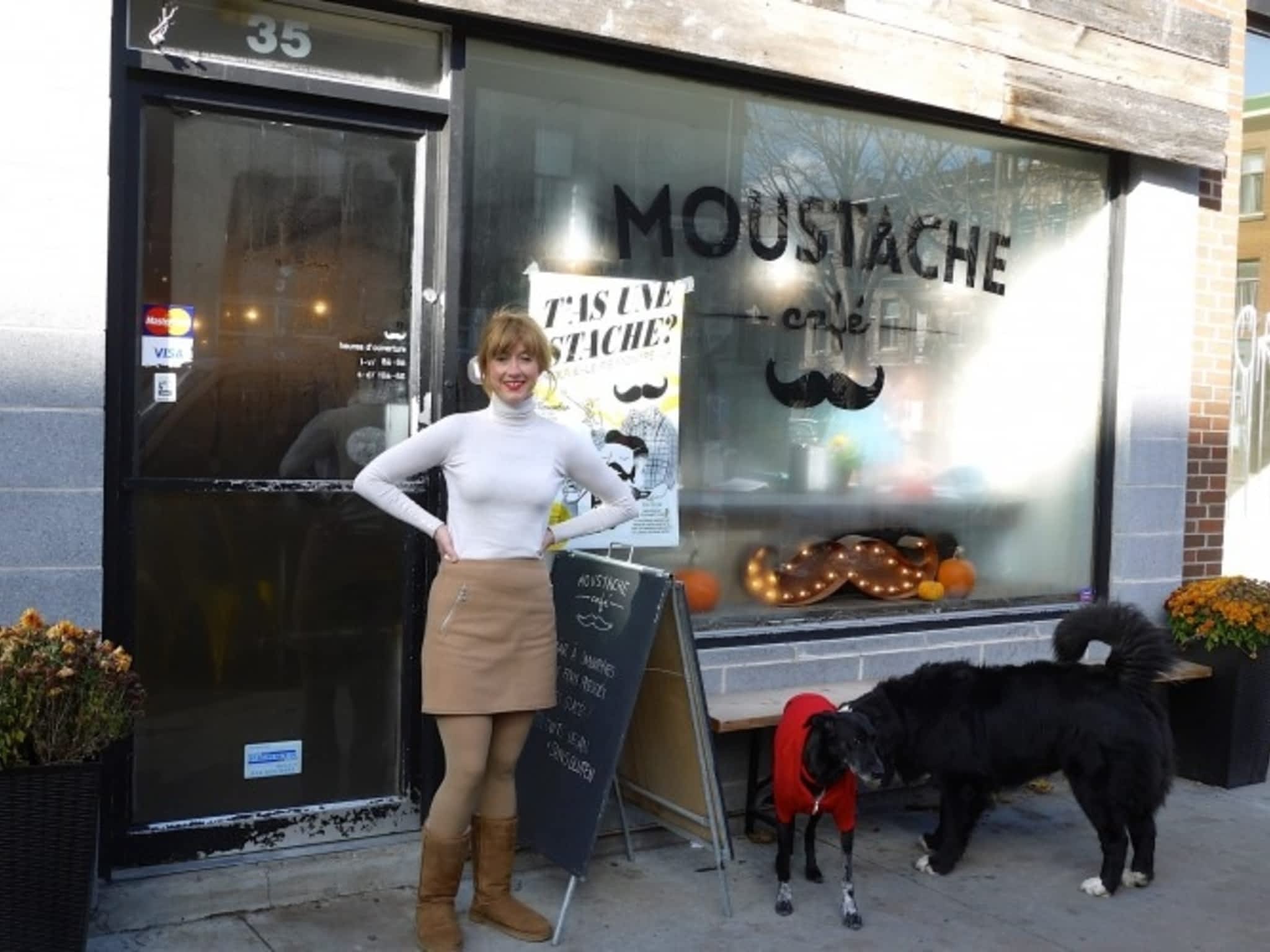 photo Moustache Café