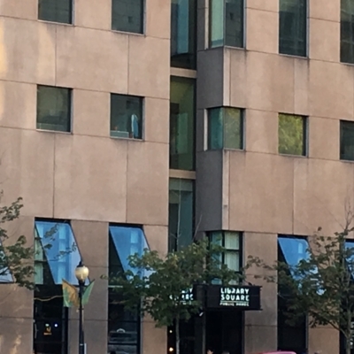 Library Square Public House - Restaurants