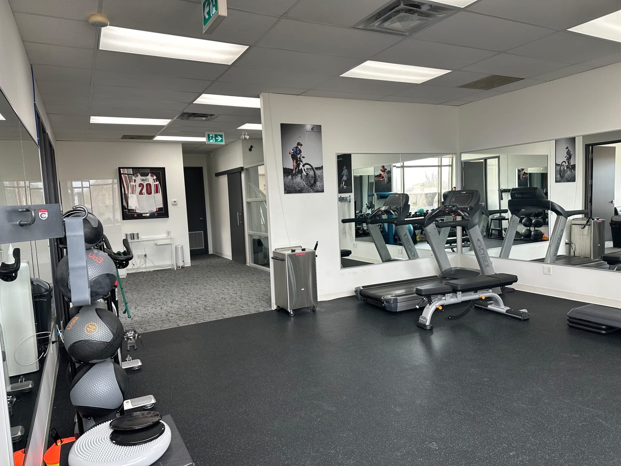 photo Athlete's Care Sports Medicine Centre