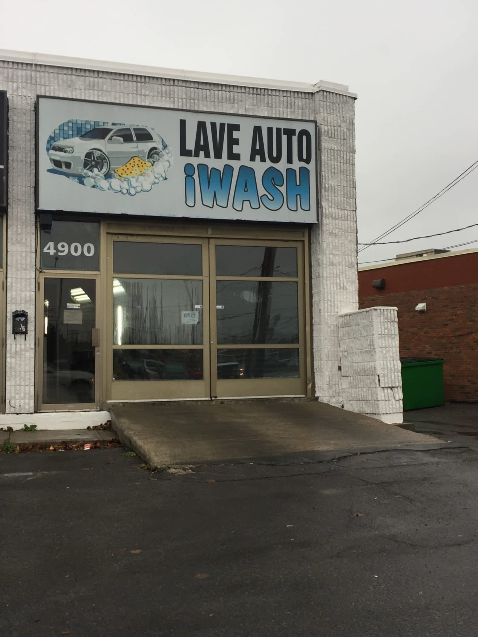Lave Auto IWash Inc 4900, boul SaintJean, Pierrefonds, QC