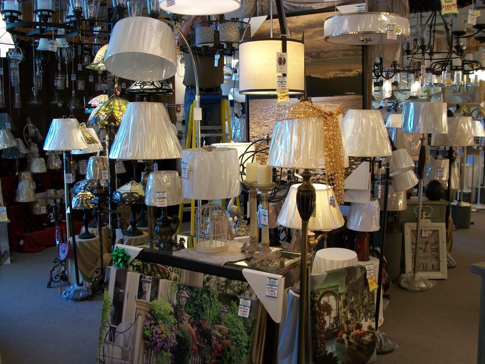 Fashion Lighting Opening Hours 21 Gordon St Guelph ON