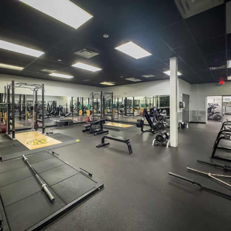 Gold's Gym Langley - Opening Hours - 19989 81a Ave, Langley Twp, BC
