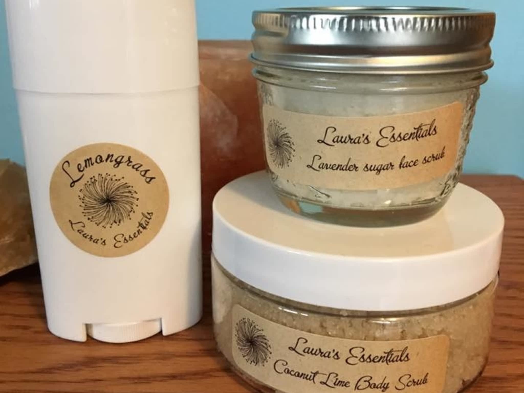 photo Laura's Essentials