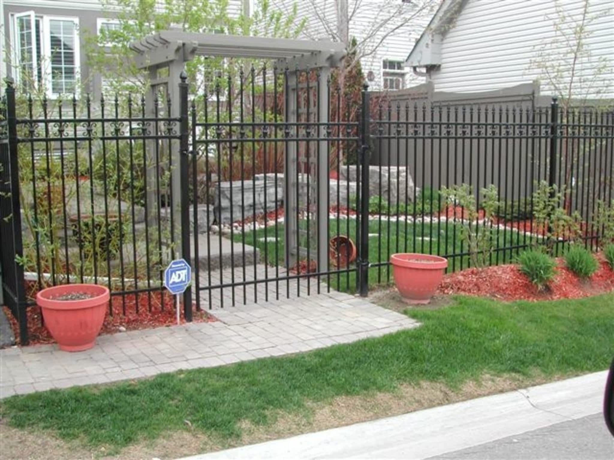 photo Modern Fencing