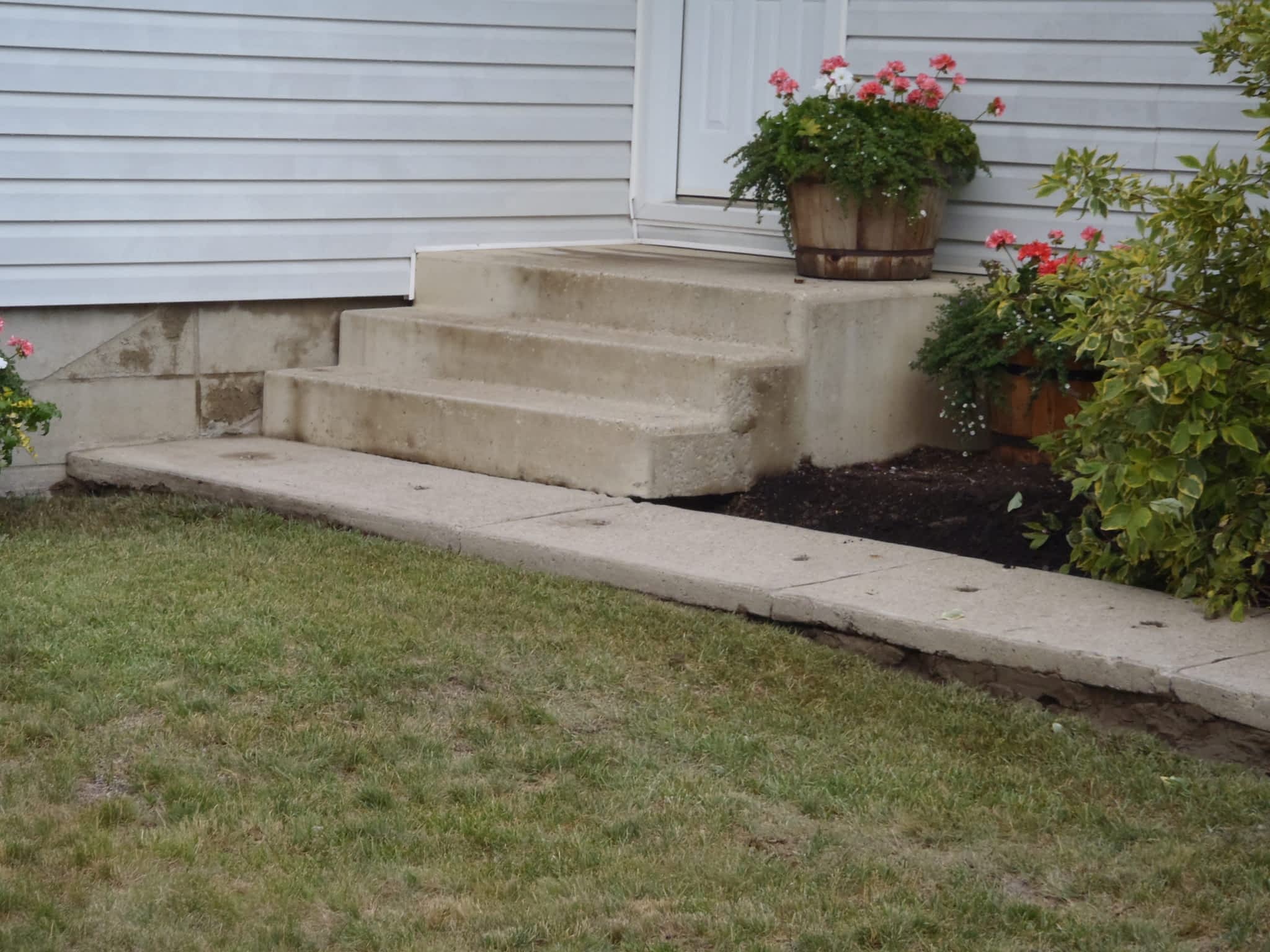 photo Caliber Mudjacking Ltd