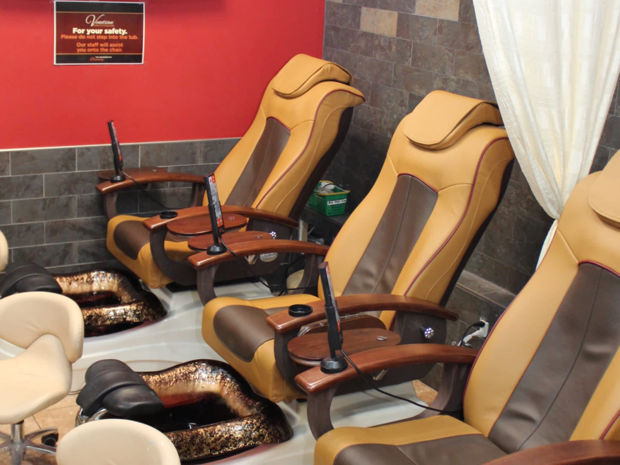 photo Venetian Nail Spa