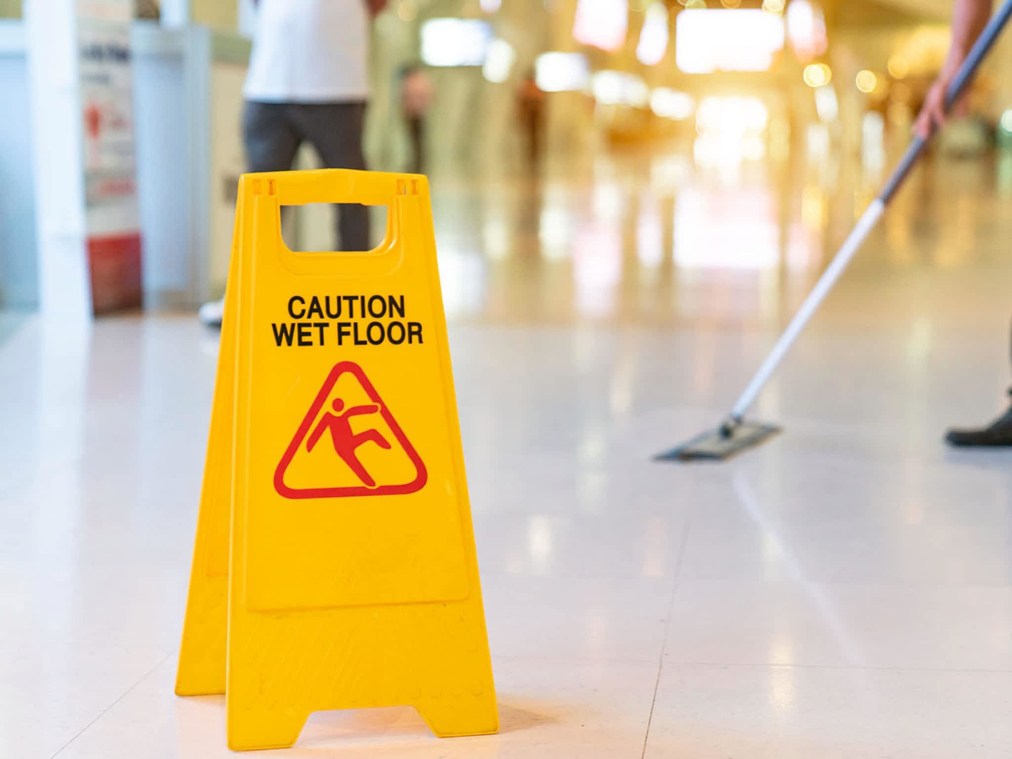 photo Universal Services Ltd.