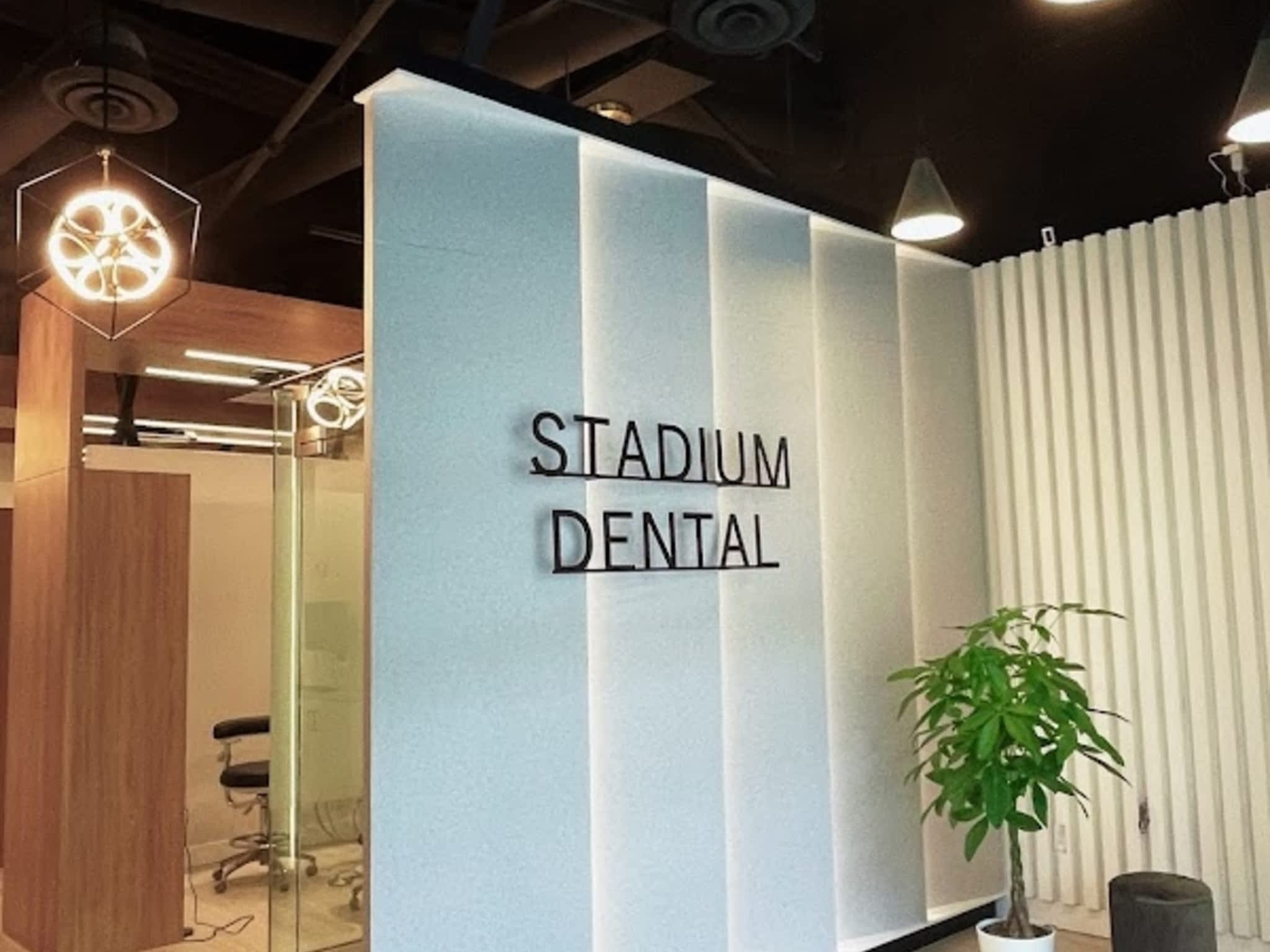 photo Stadium Dental