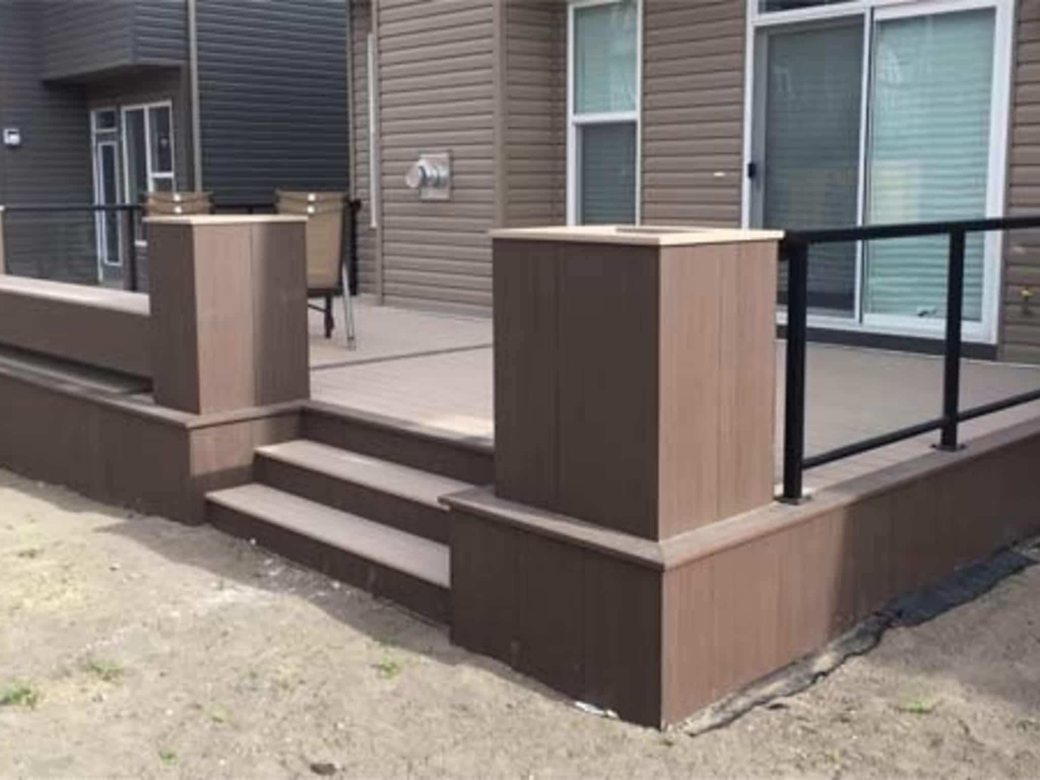 photo National Fence & Deck Inc