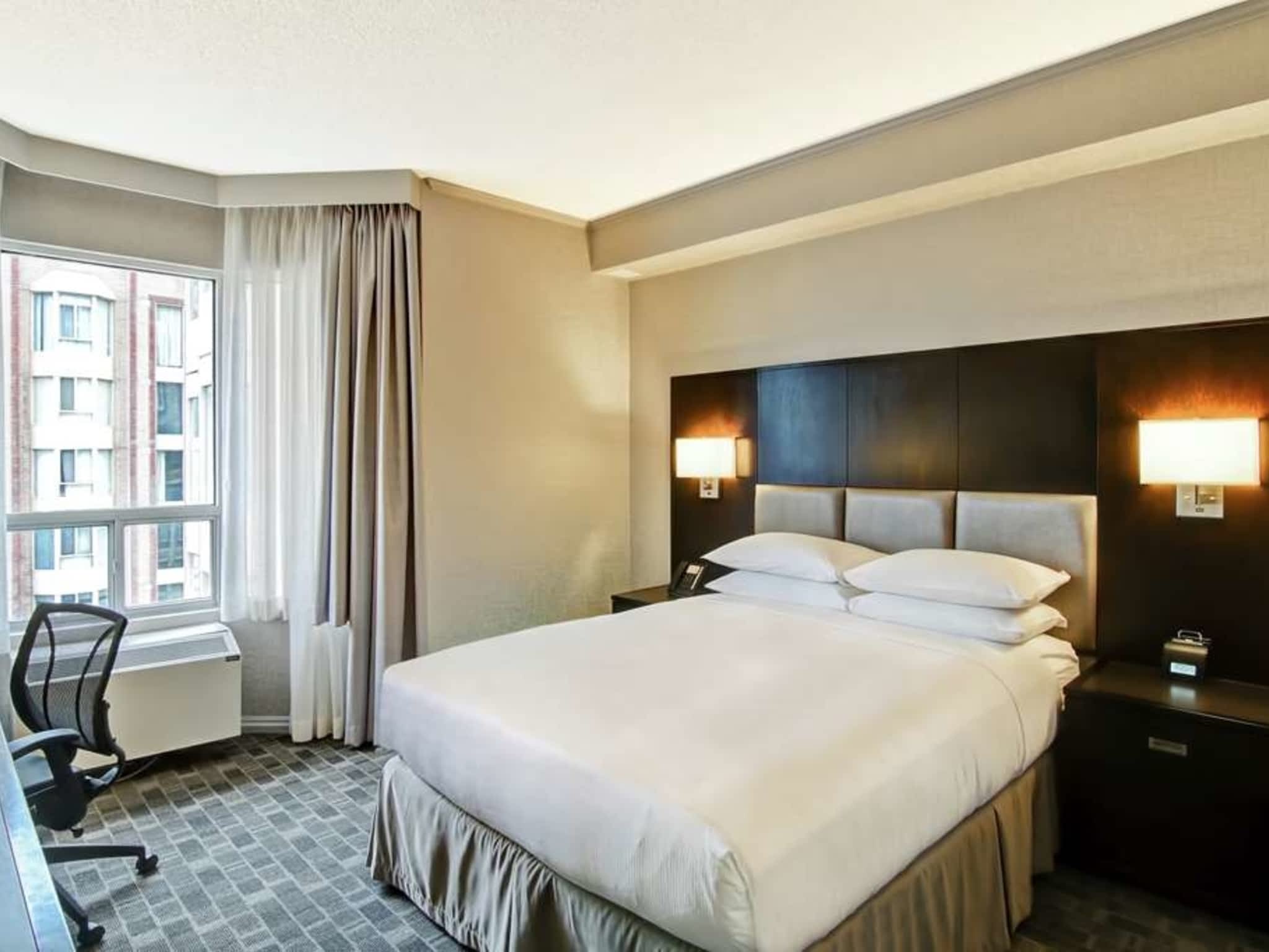 photo DoubleTree by Hilton Hotel Toronto Downtown