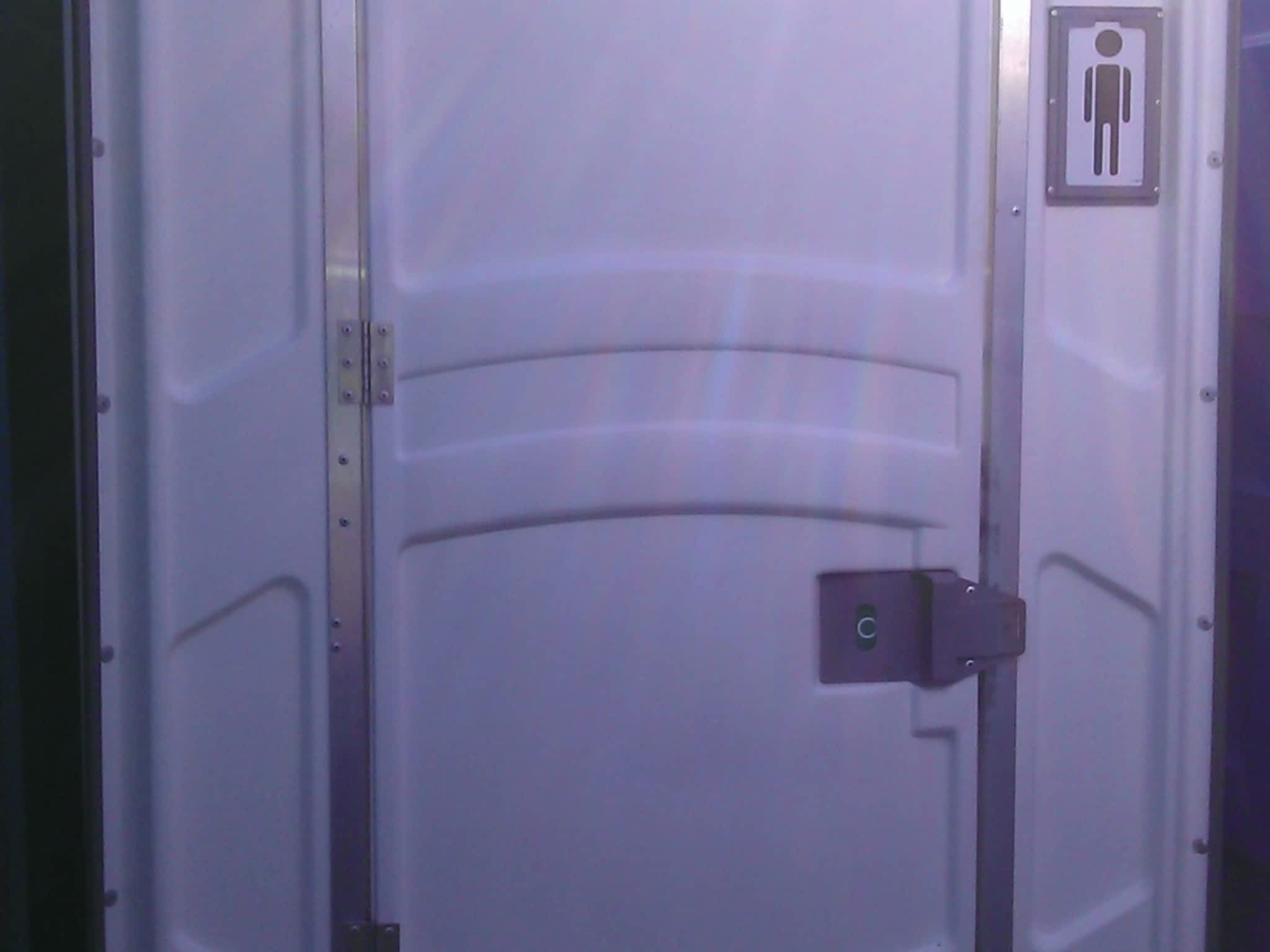 water closet elongated