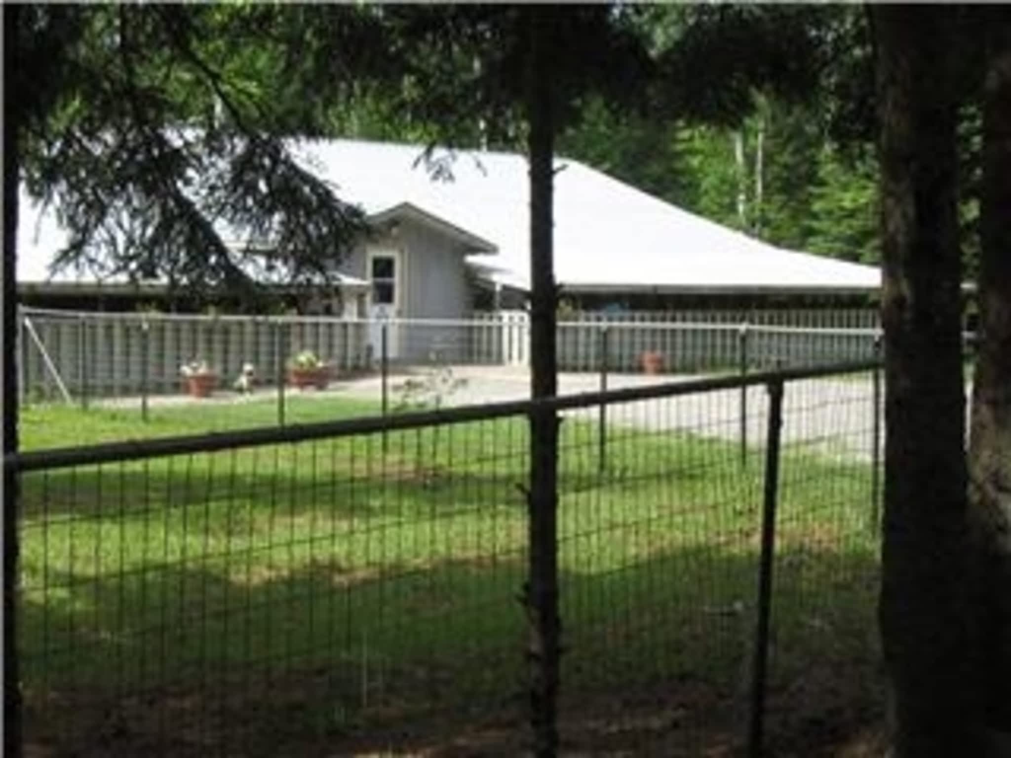 Tripaway Reg'd Boarding Kennels Thunder Bay, ON 995 Gratton Rd