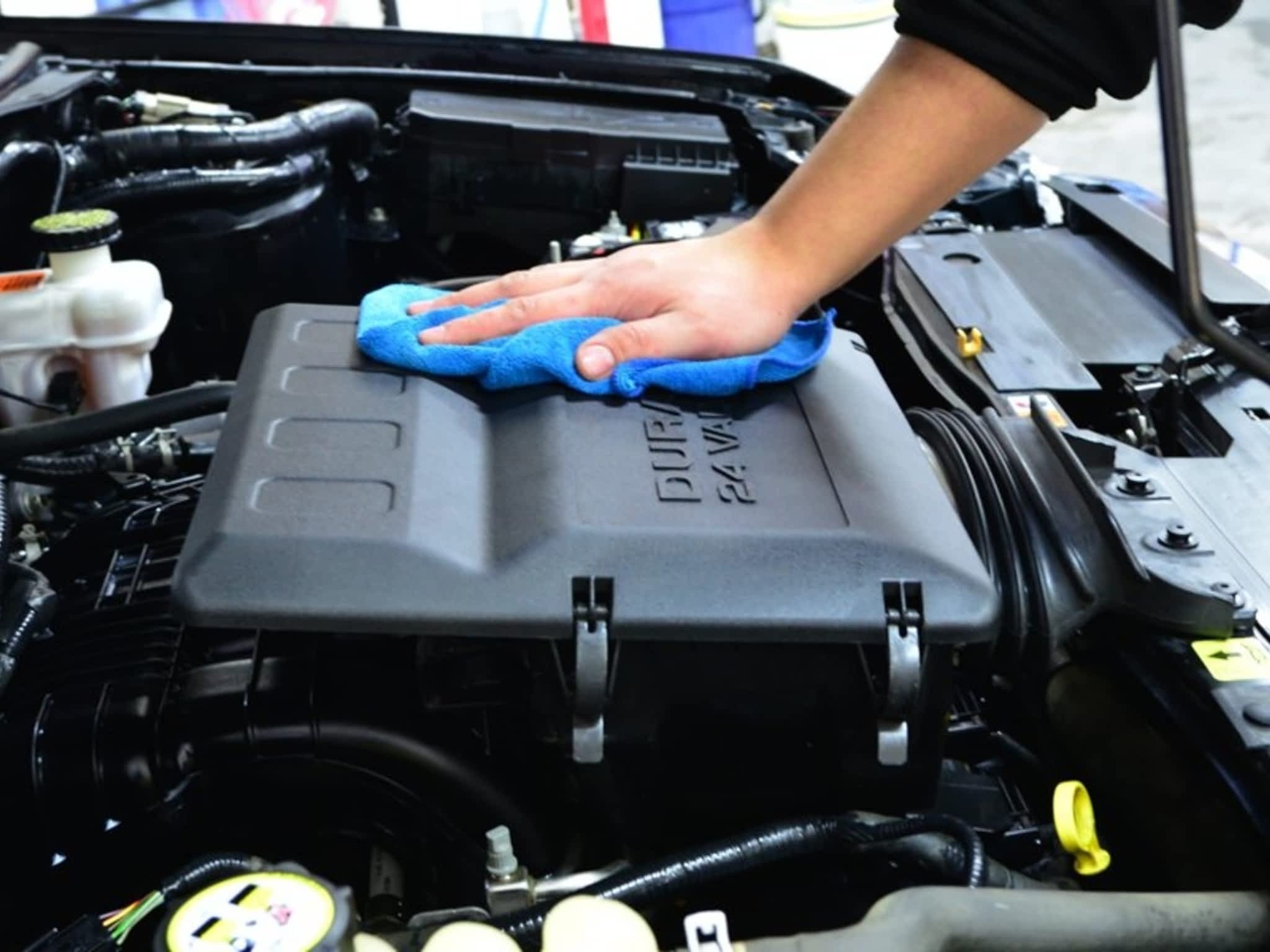 Chamois The Full Service Car Wash Winnipeg, MB 1285 St James St