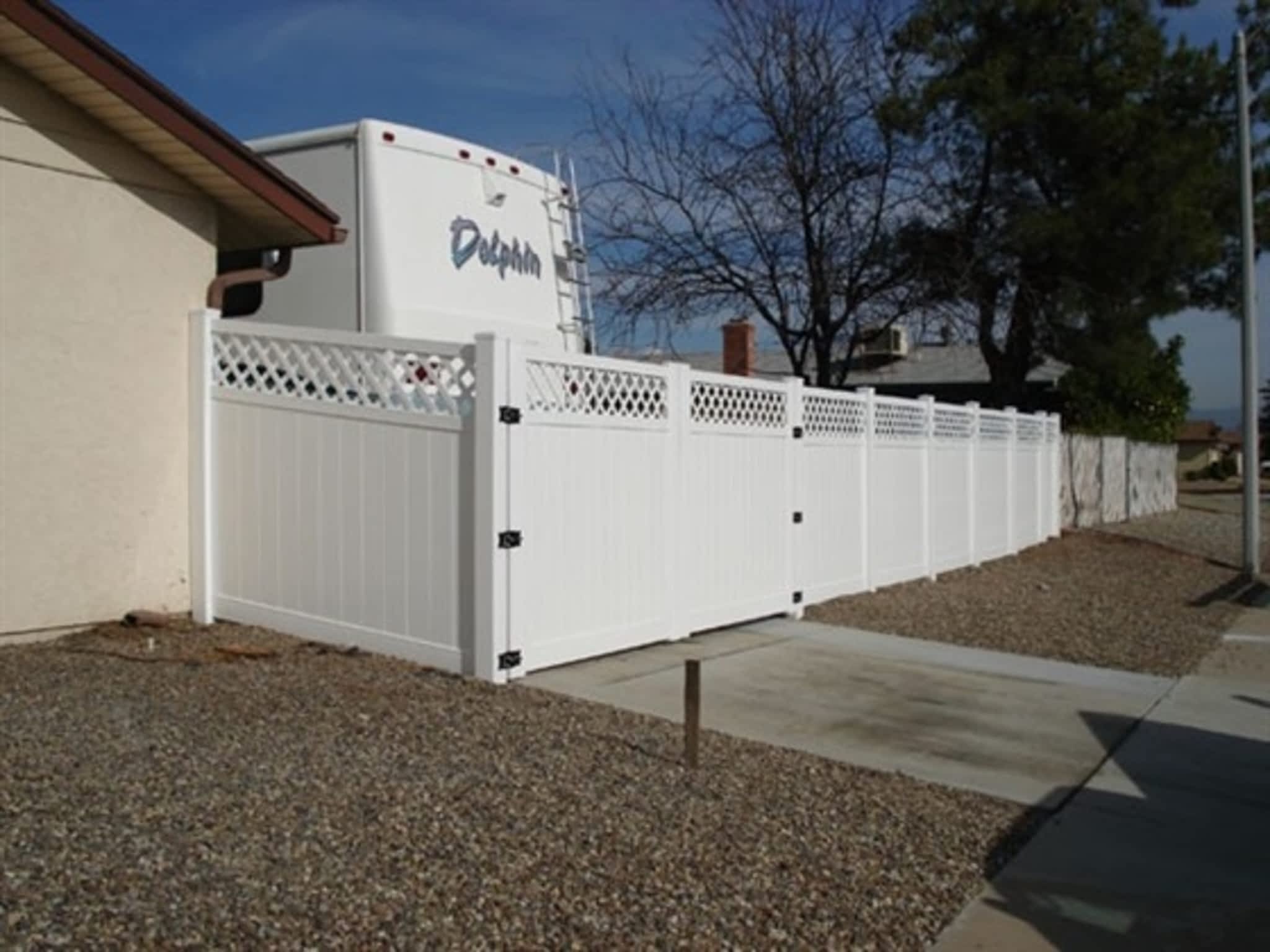 photo Double J R C Fencing