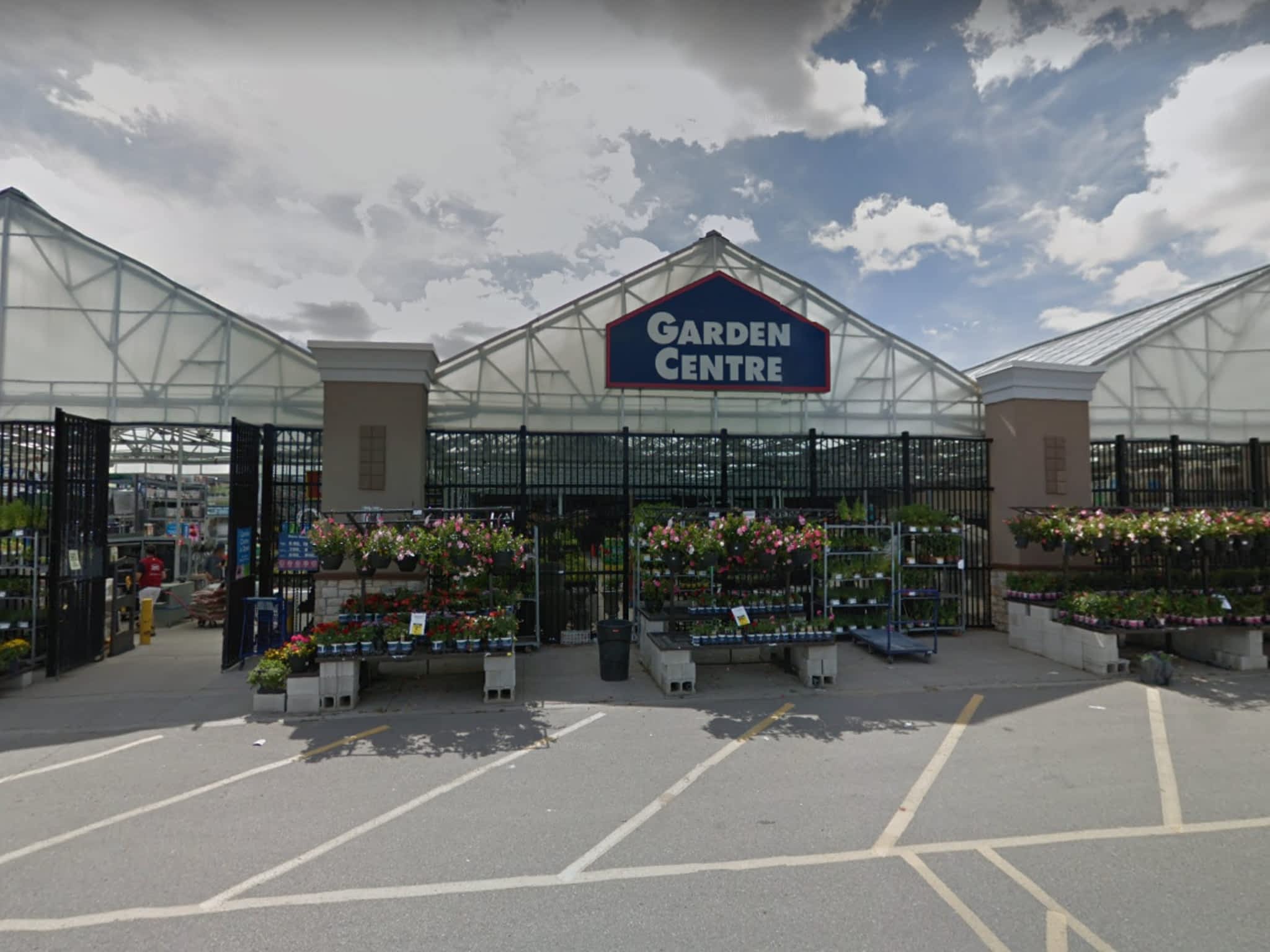 photo Garden Centre at Lowe's