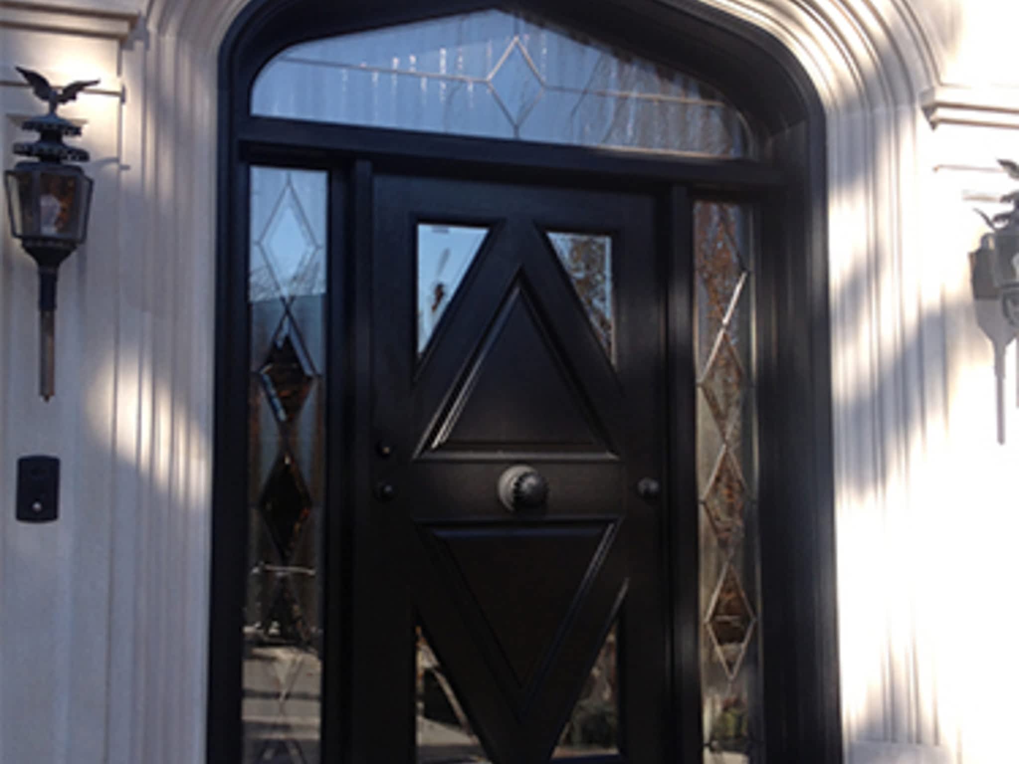 photo Traditional Door Design & Millwork