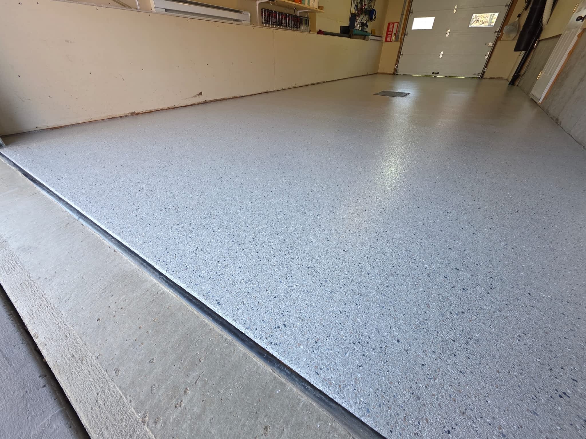 photo Finition Époxy Philippe Rioux | Plancher Époxy