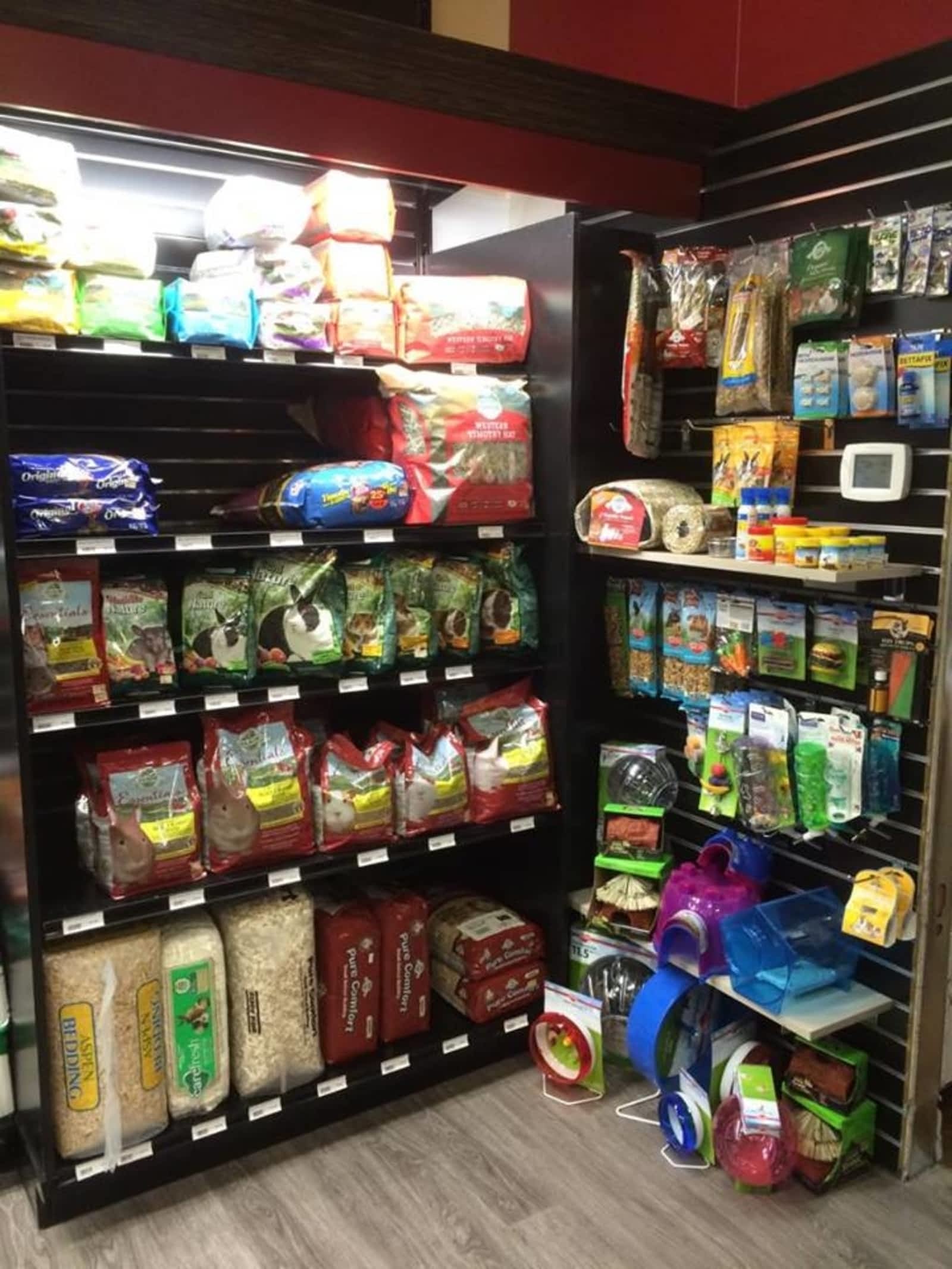 global pet foods cambrian