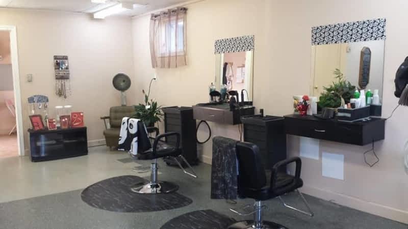Stylistics Hair Salon Cobourg On 2920 Williamson Rd Canpages