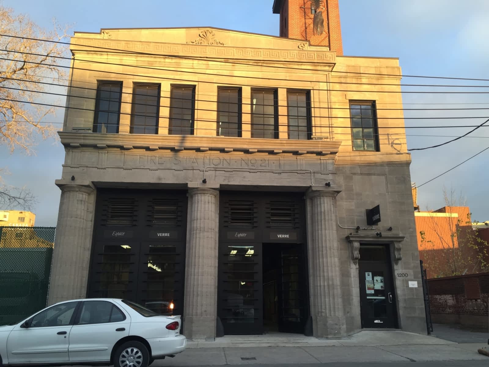 Espace Verre Opening Hours 1200, rue Mill, Montréal, QC