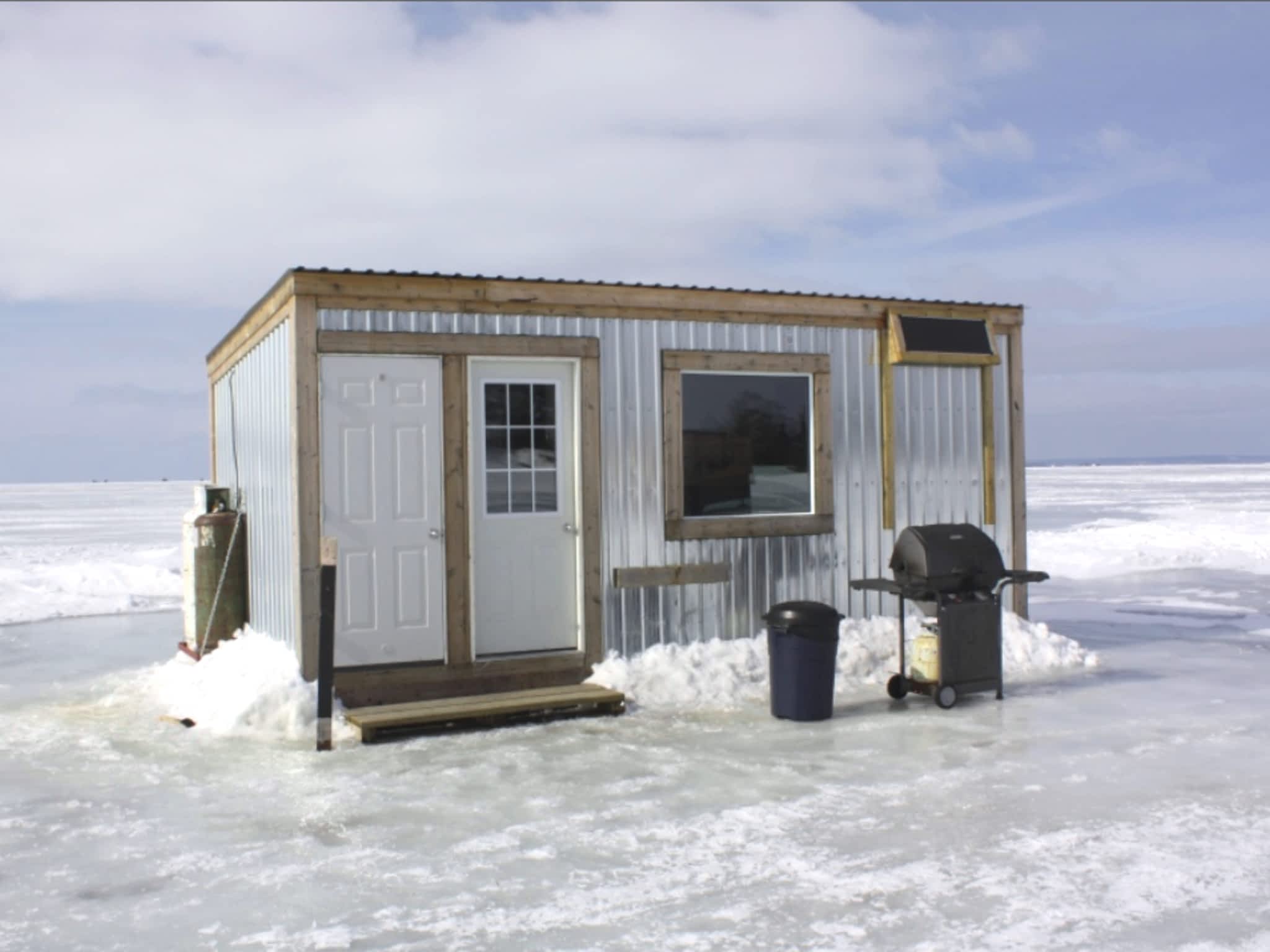 photo Chilly Willy's Ice Fishing Adventures