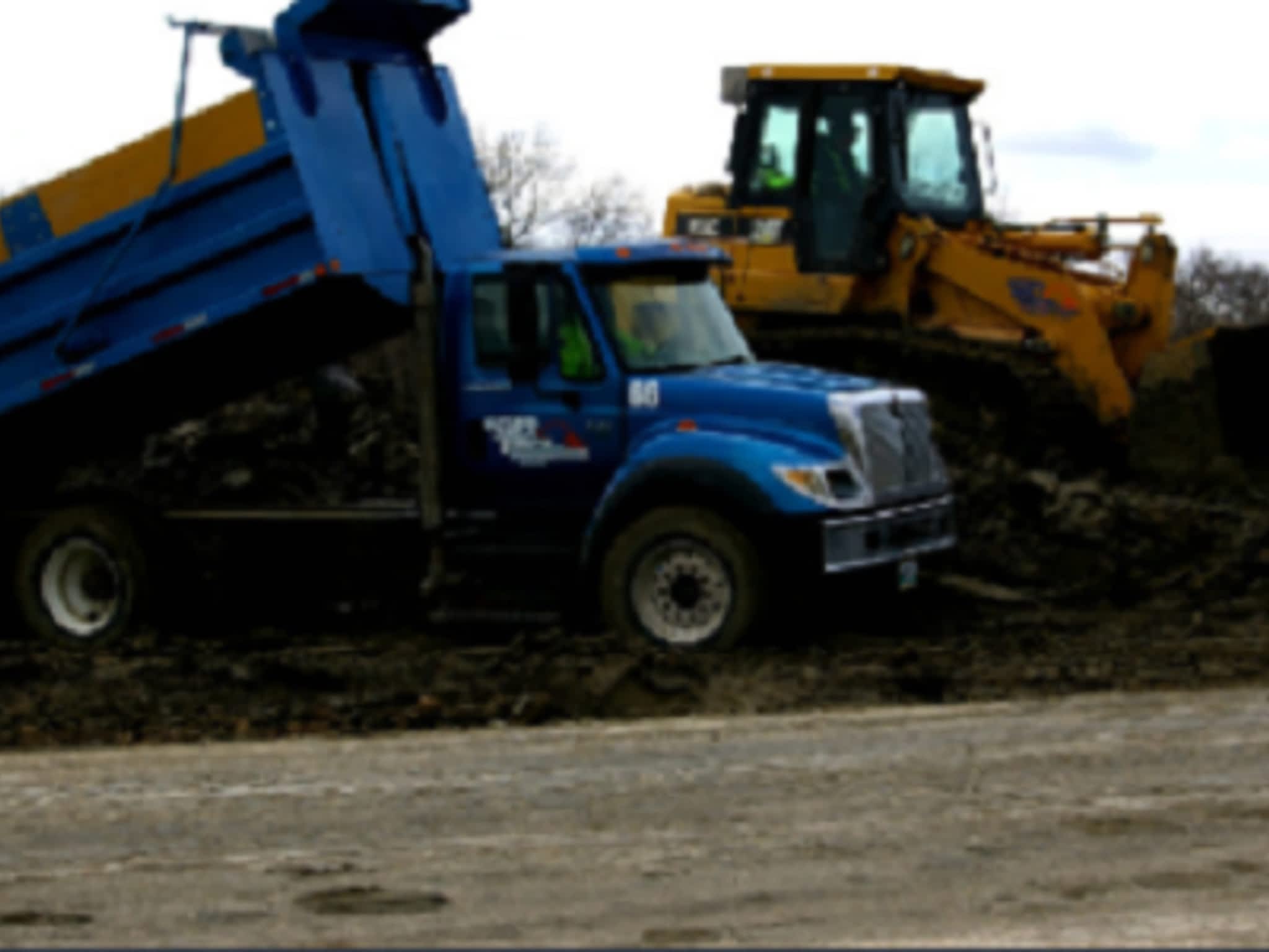 photo Centennial Gravel & Excavating Ltd