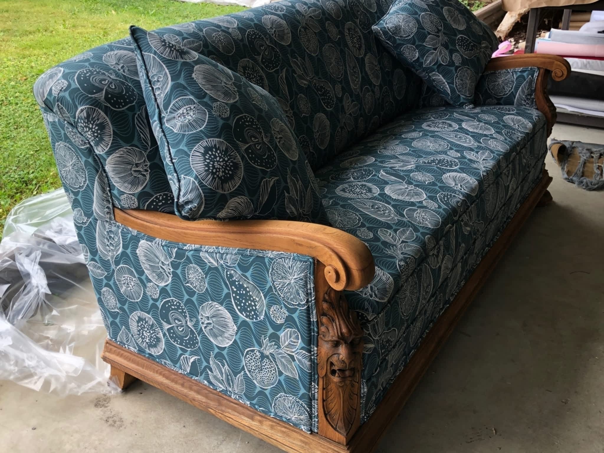 photo Coquitlam Upholstery