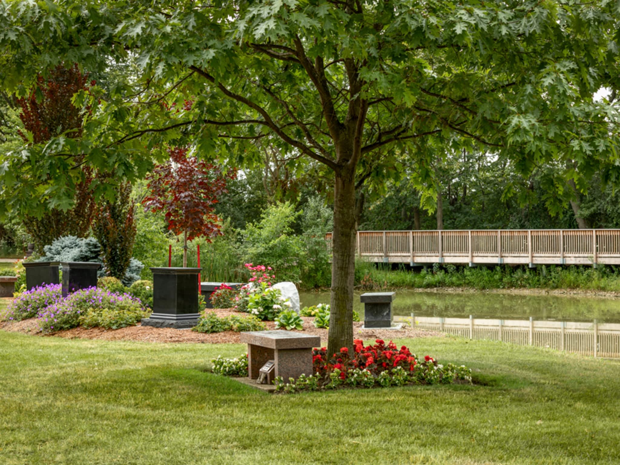 photo Greenlawn Memorial Gardens
