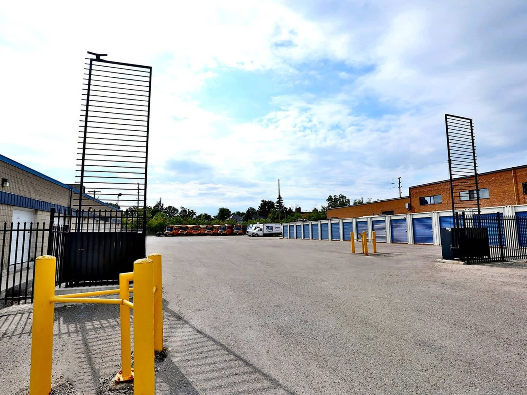 photo Access Storage - Brampton North