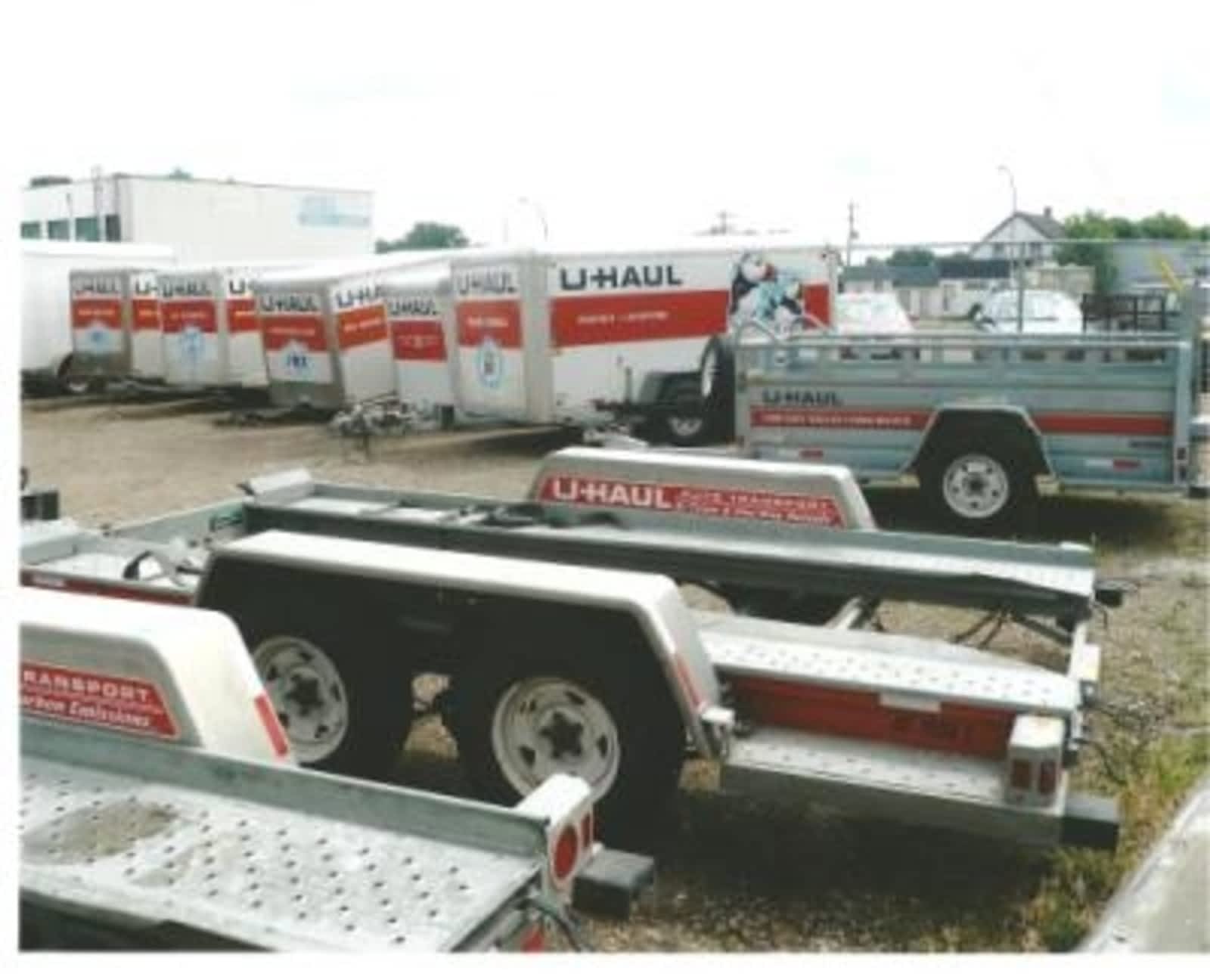 U Haul 634 14 Street Sw Medicine Hat Ab