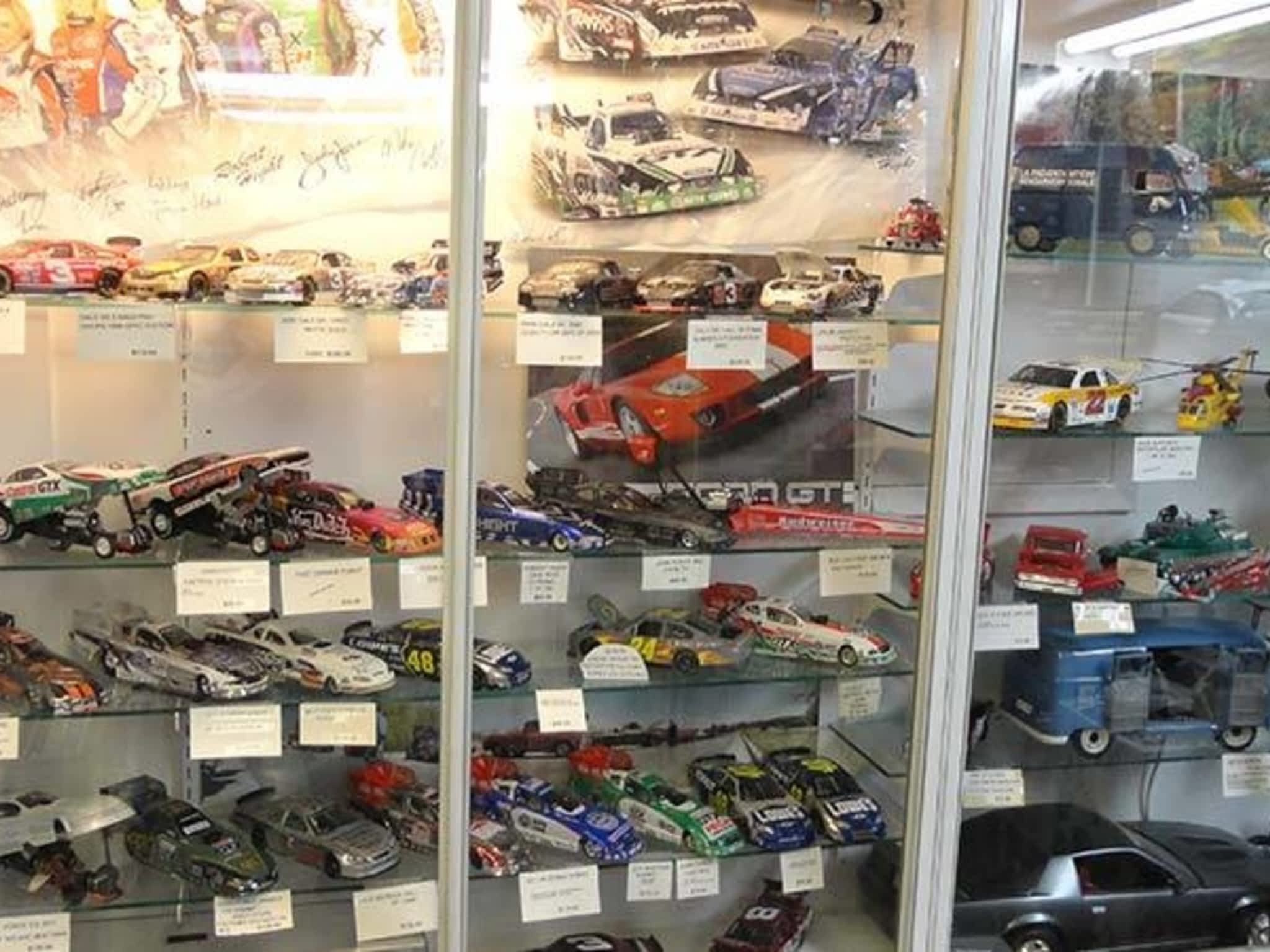 photo Avalon Hobbies & Gifts