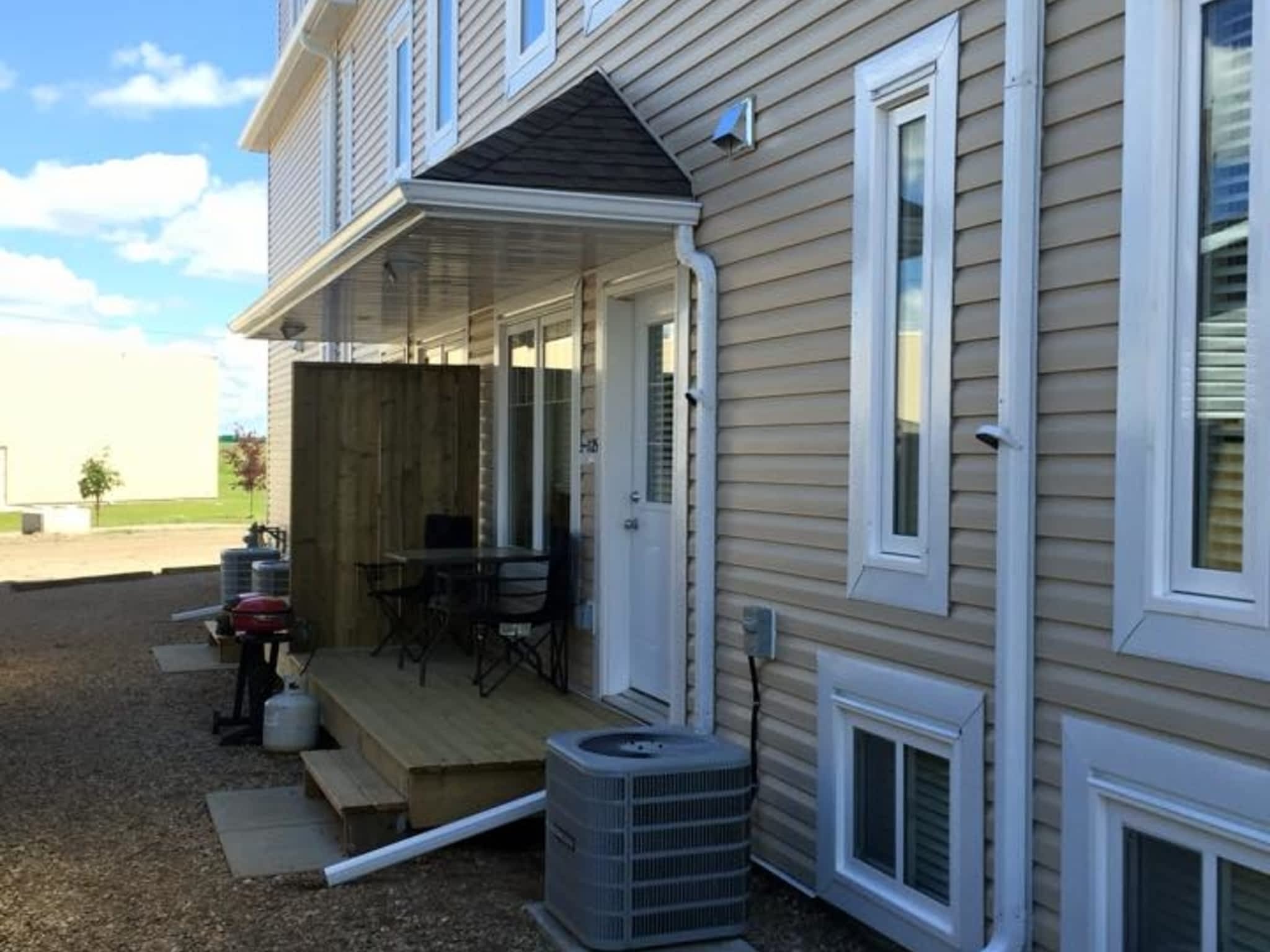 photo Viper Insulation and Eavestroughing