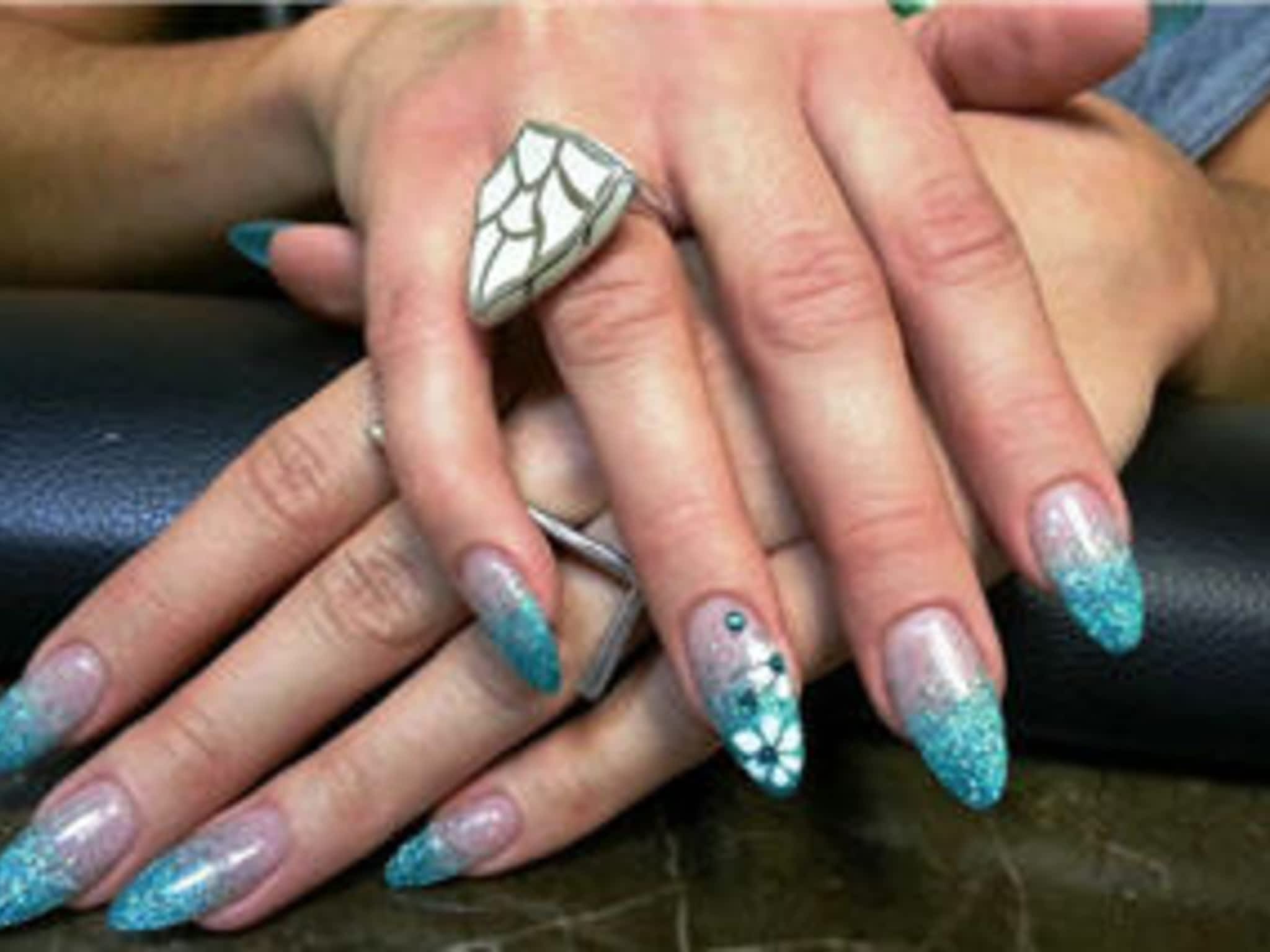 photo Binh's Nail Ltd