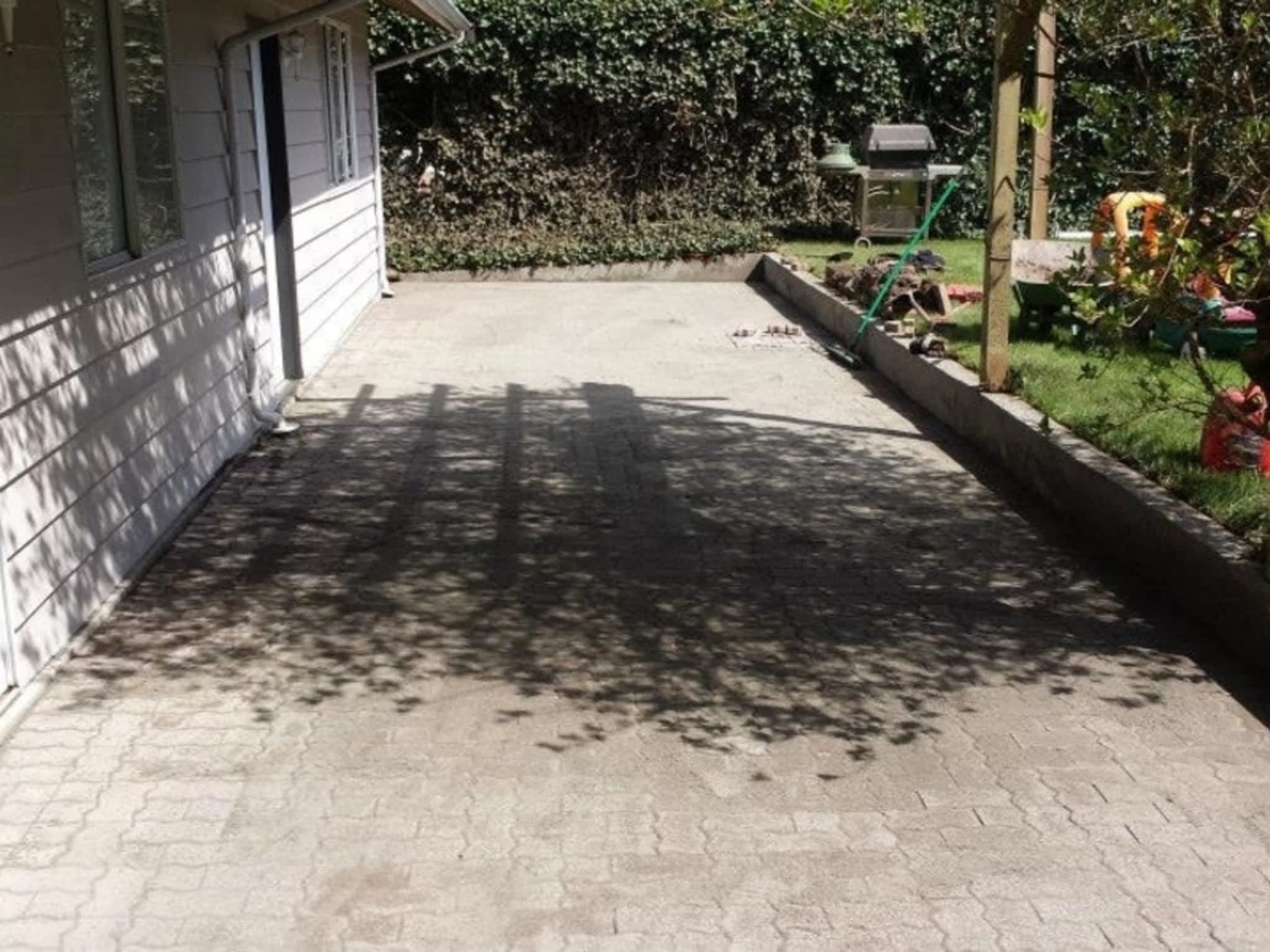 photo Brookswood Powerwashing