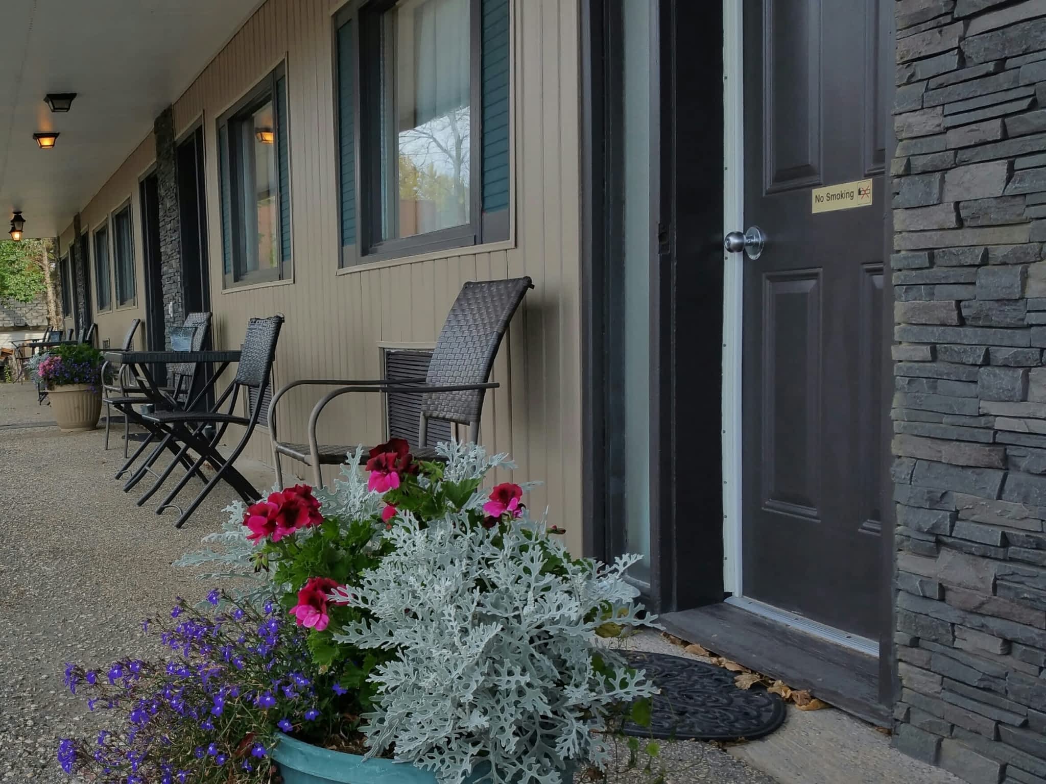 photo Maple Leaf Motel