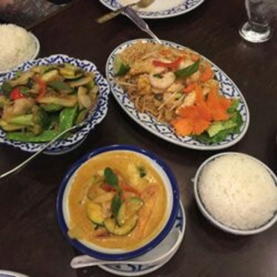 Royal Orchard Thai Cuisine - Restaurants thaïlandais
