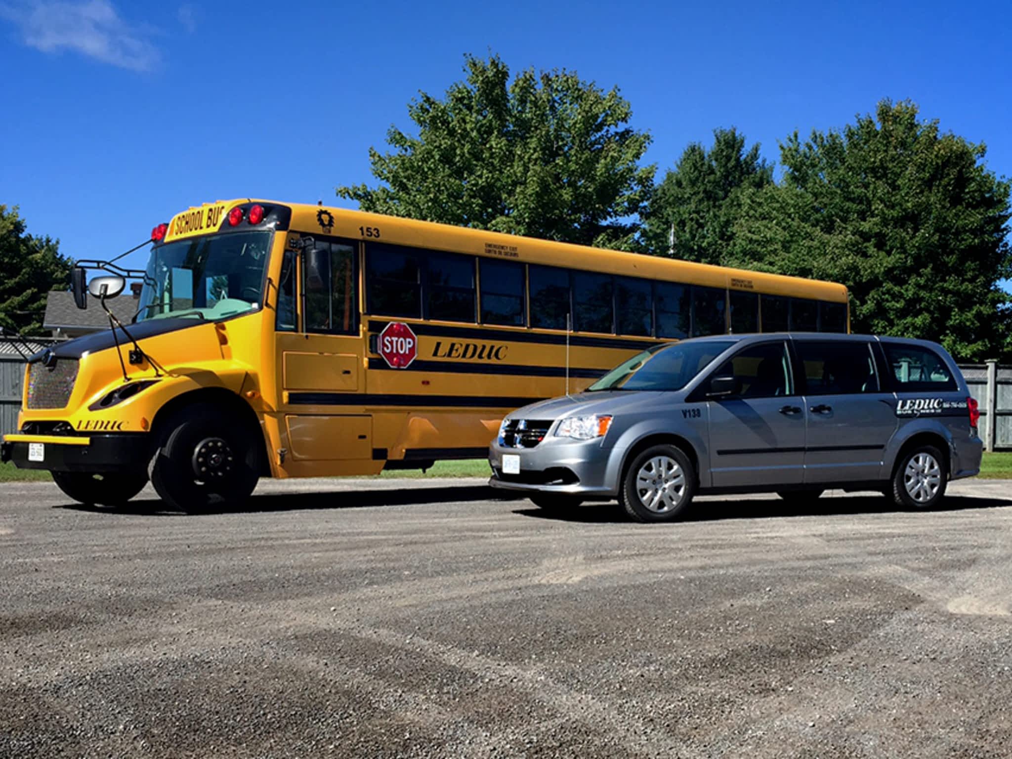 photo Leduc Bus Lines Ltd